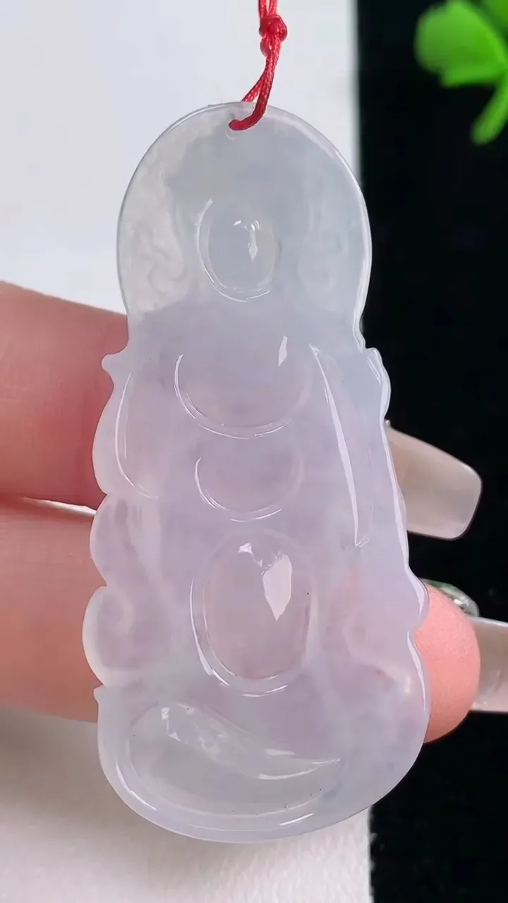 天然A货翡翠普贤菩萨吊坠，尺寸51.7-24-4.9，重量:11.44g
12月30日