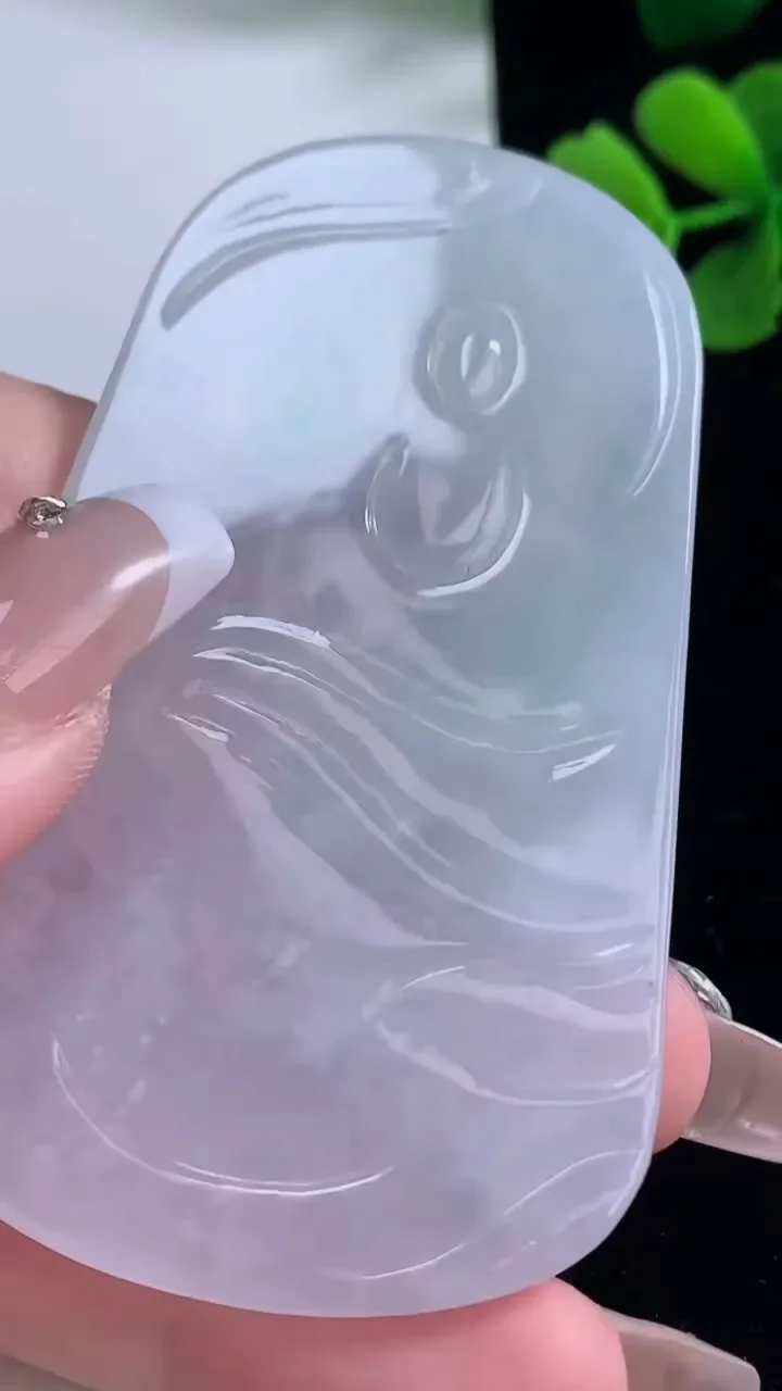 天然A货翡翠文殊菩萨吊坠，尺寸71.3-42.6-4.5，重量:39.49g
12月30日