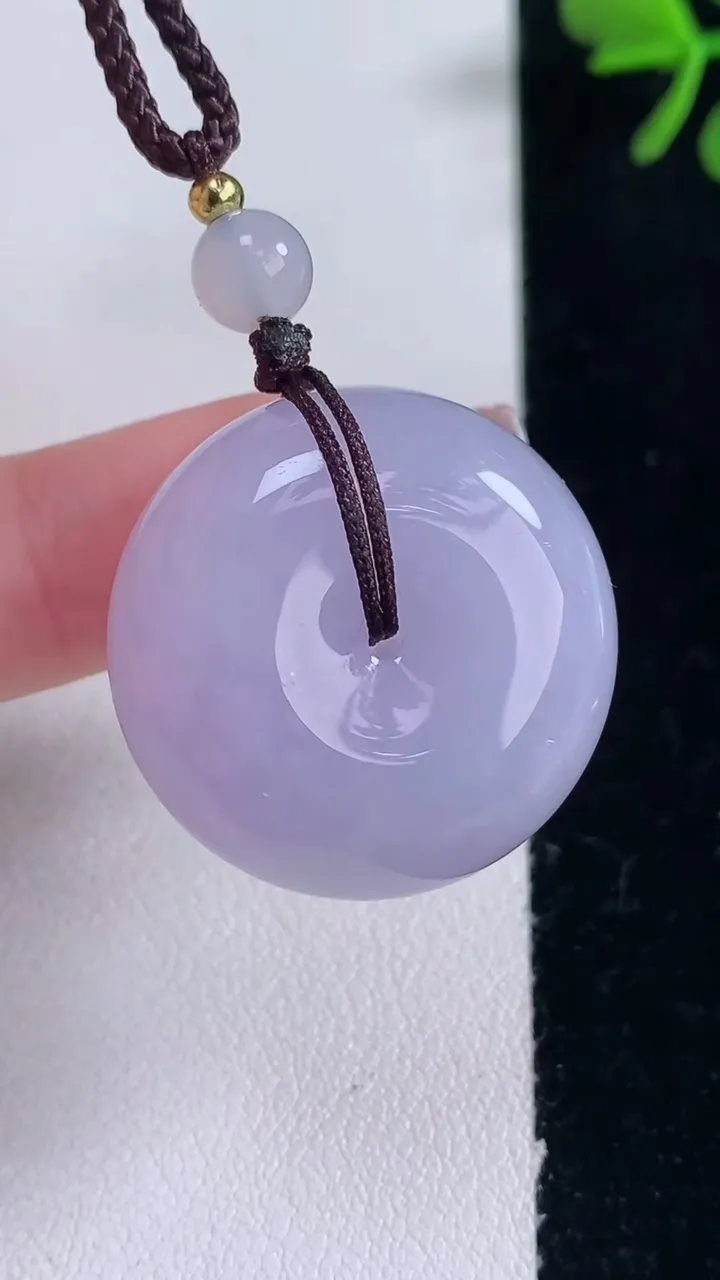 天然A货翡翠紫罗兰平安扣吊坠，尺寸27-13，重量:23.73g
12月30日