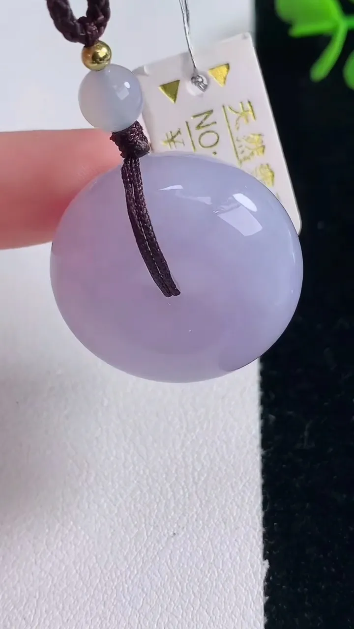 天然A货翡翠紫罗兰平安扣吊坠，尺寸27-13，重量:23.73g
12月30日