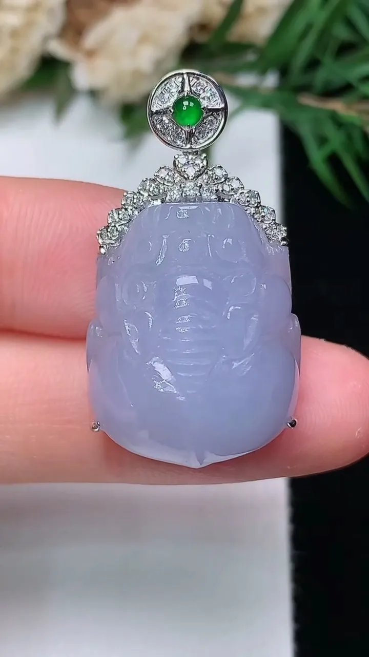 天然A货翡翠k金紫罗兰貔貅吊坠，尺寸21.3-17.6-11.2，重量:8.63g
12月31日