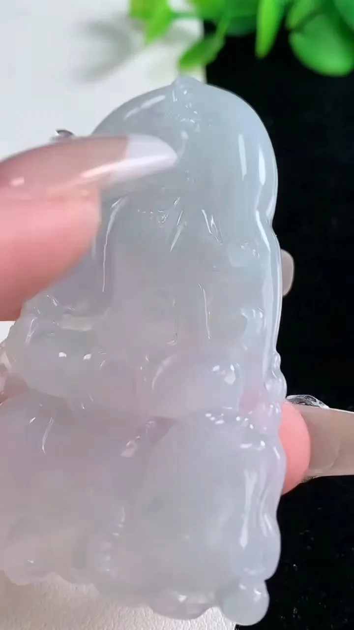 天然A货翡翠种飘花普贤菩萨吊坠，尺寸60.8-38-5.9，重量:27.36g
12月31日