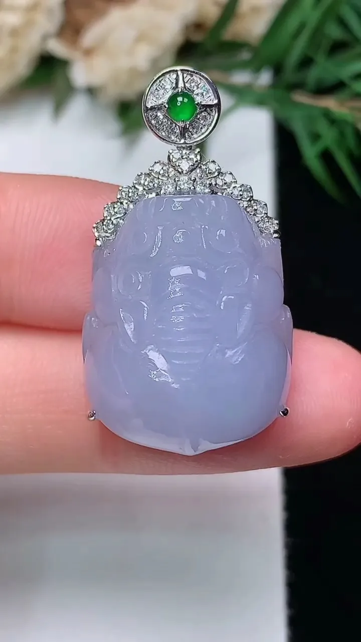 天然A货翡翠k金紫罗兰貔貅吊坠，尺寸21.3-17.6-11.2，重量:8.63g
12月31日