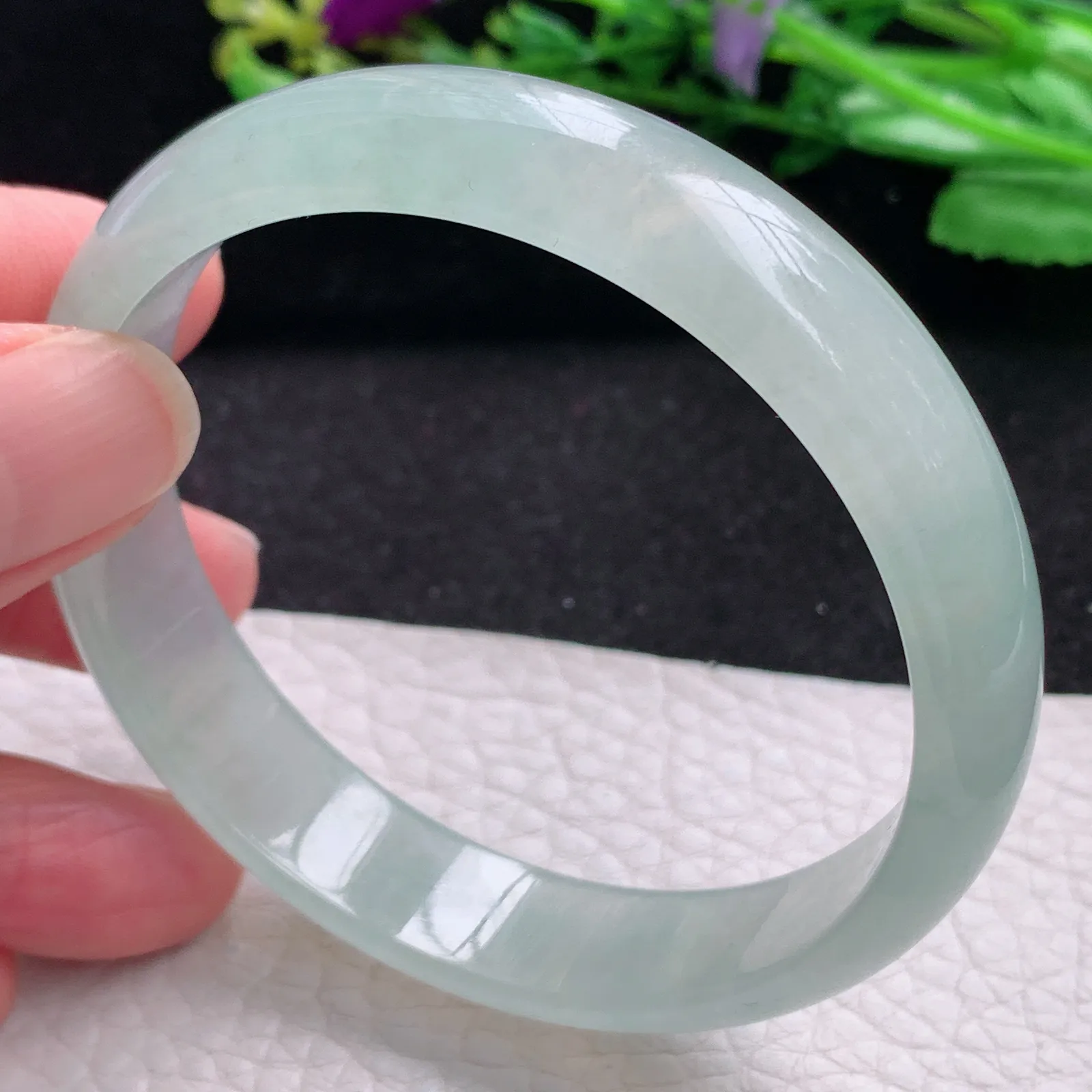 js自然光58.5*13*6平安镯 缅甸翡翠a货玉手镯冰种晴美宽边玉手环