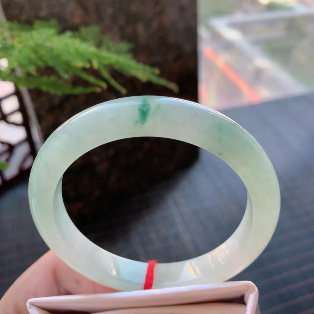 正圈冰飘花 无瑕 尺寸:56.1/10/8.3 花美