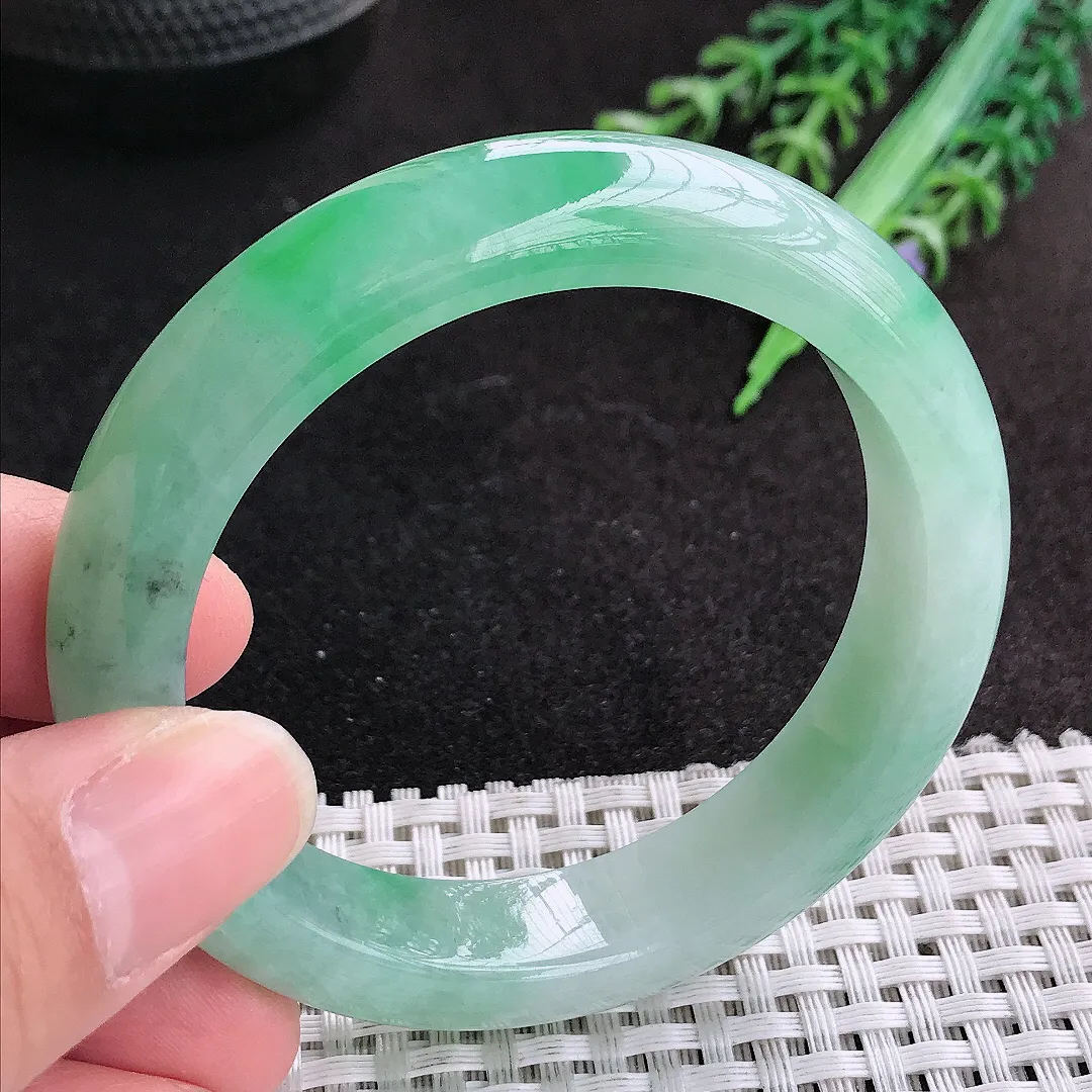 天然A货翡翠53/12.7/8.7老坑冰胶冰晴满绿手镯宽边玉手镯