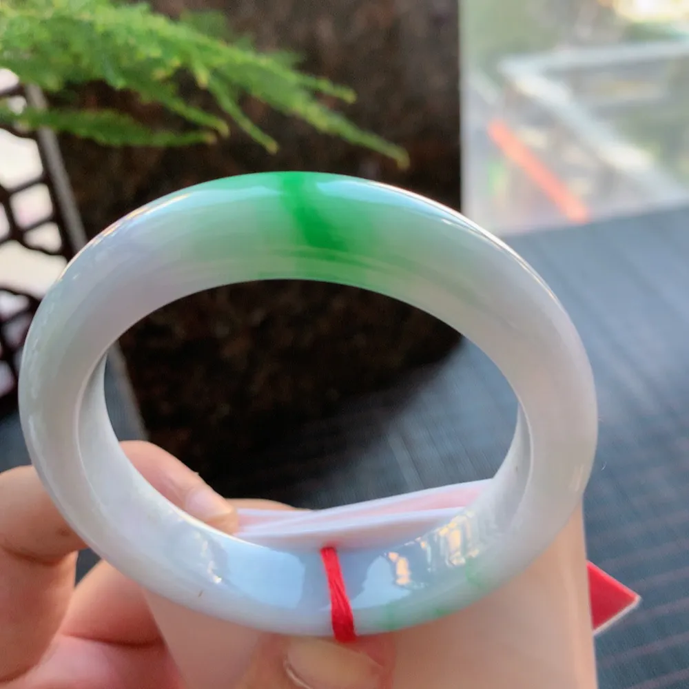 正圈冰糯春彩 无瑕 尺寸:55.4/13/8.9 超美