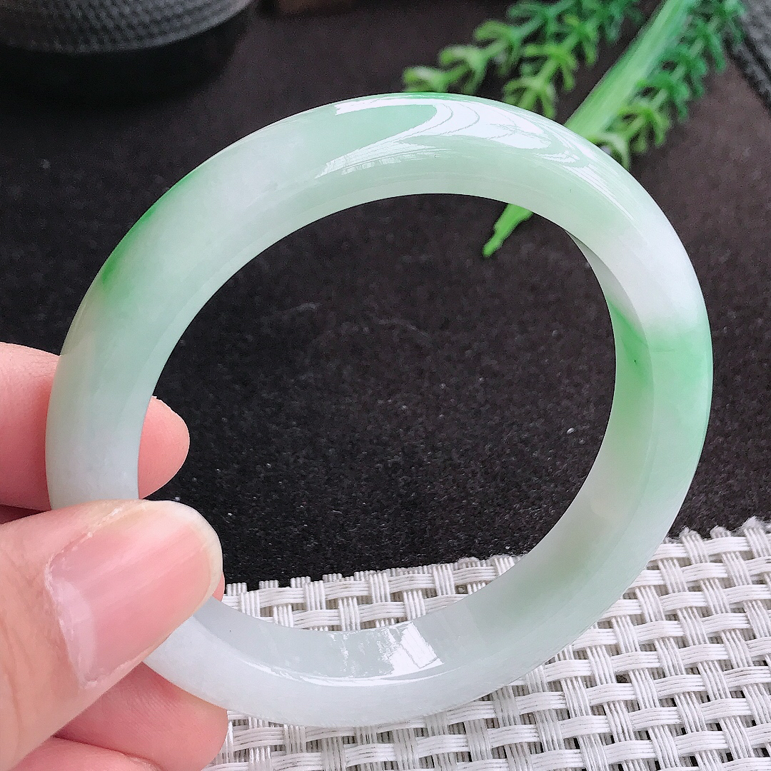 天然A货翡翠55.8/11.2/8.6老坑冰润起胶飘阳绿手镯宽边玉手镯