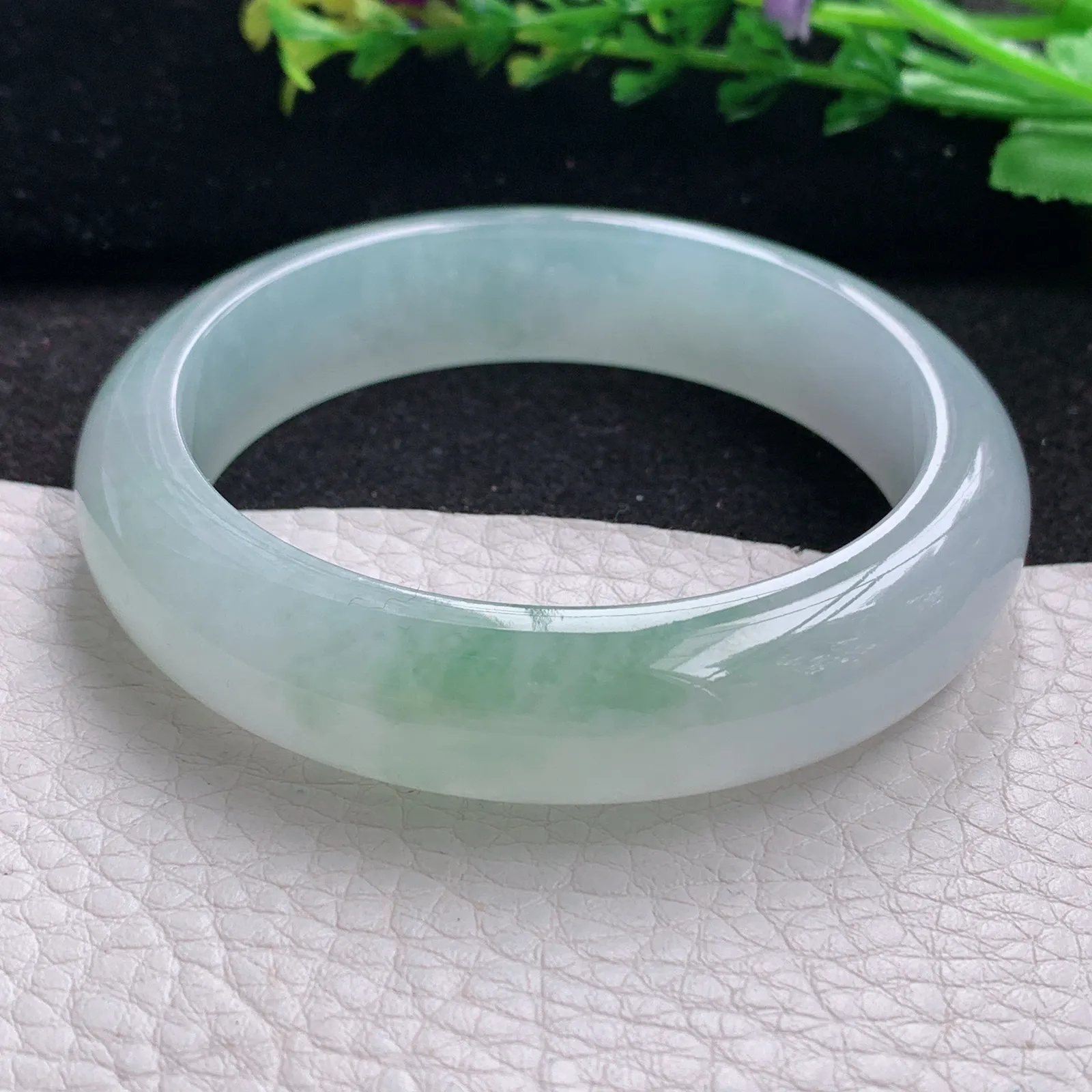 js自然光56*13.8*8.3平安镯 缅甸翡翠a货玉手镯冰胶感宽边玉手环