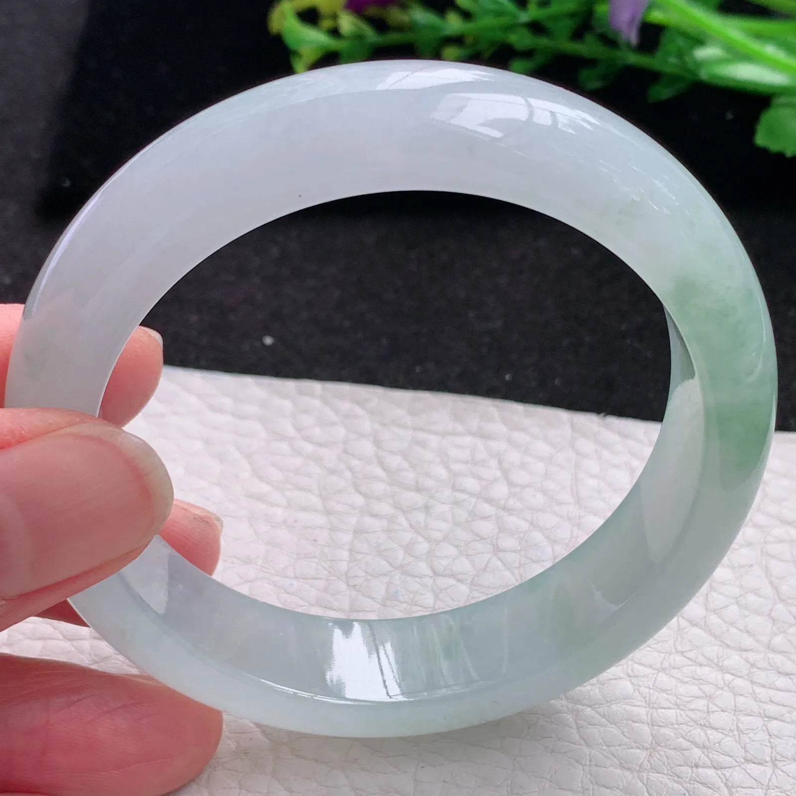 js自然光56*13.8*8.3平安镯 缅甸翡翠a货玉手镯冰胶感宽边玉手环