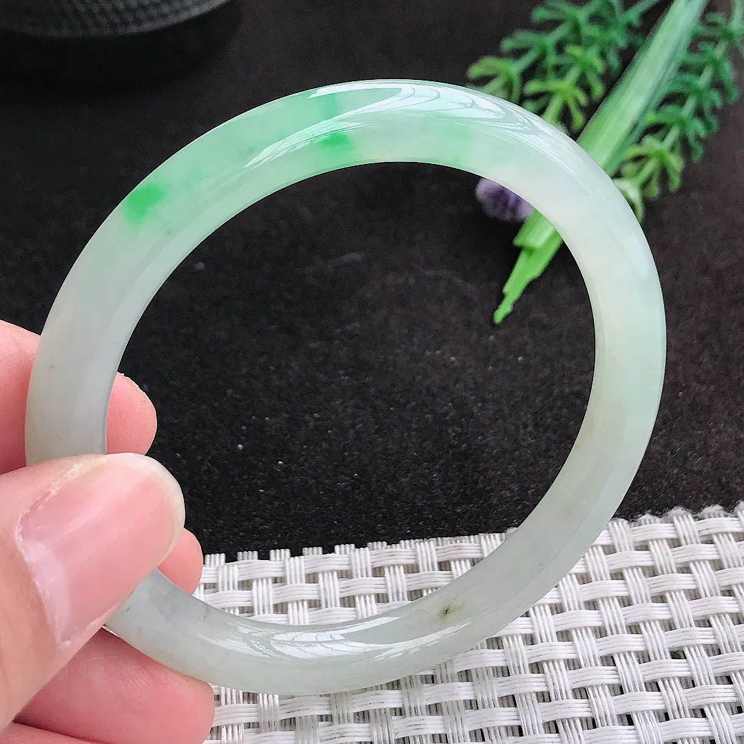 天然A货翡翠54.5/7.6/7.8老坑冰胶果冻飘阳绿圆条手镯叮当镯