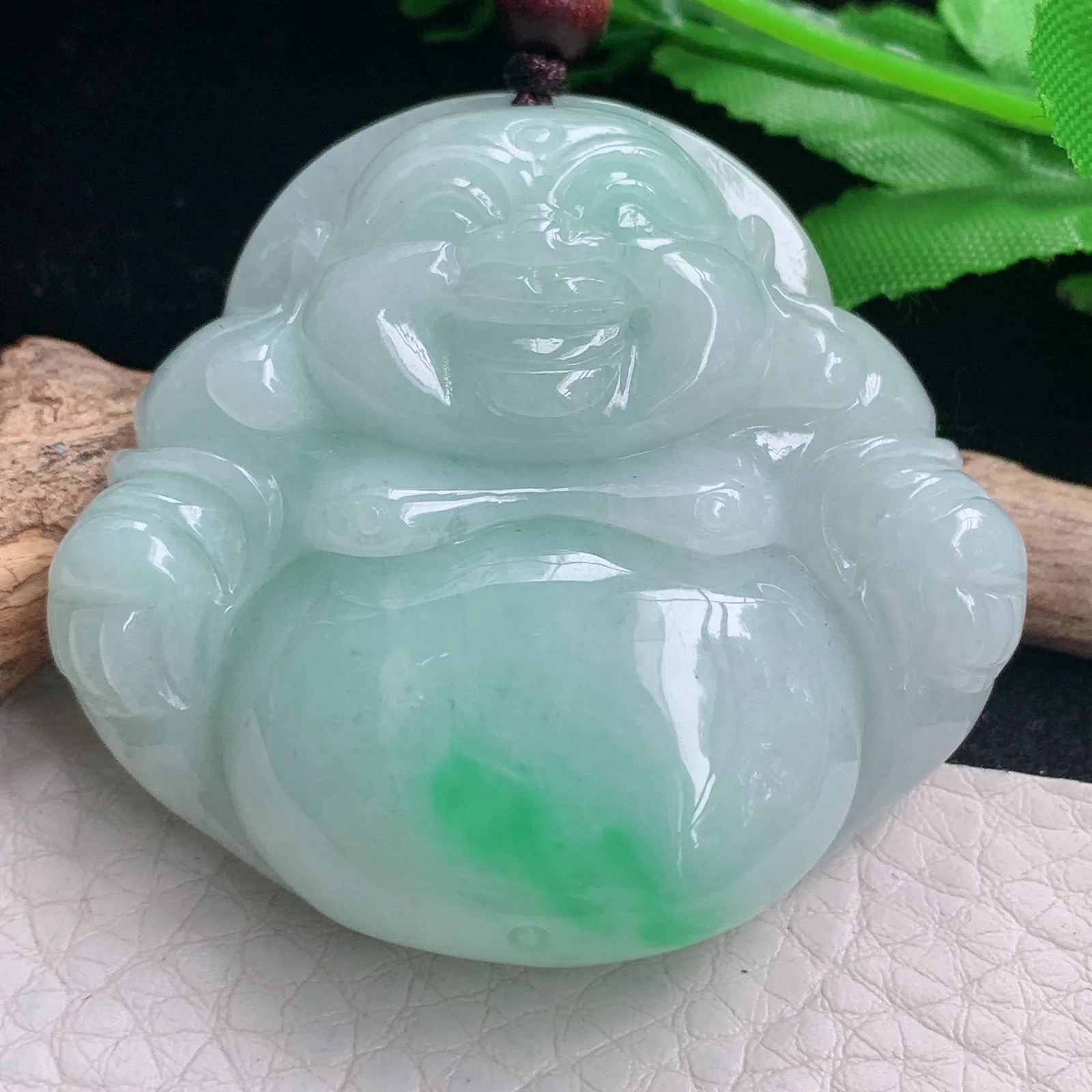 zen自然光45.8*50*13天然缅甸翡翠飘绿大佛公 开心佛玉吊坠 玉挂件