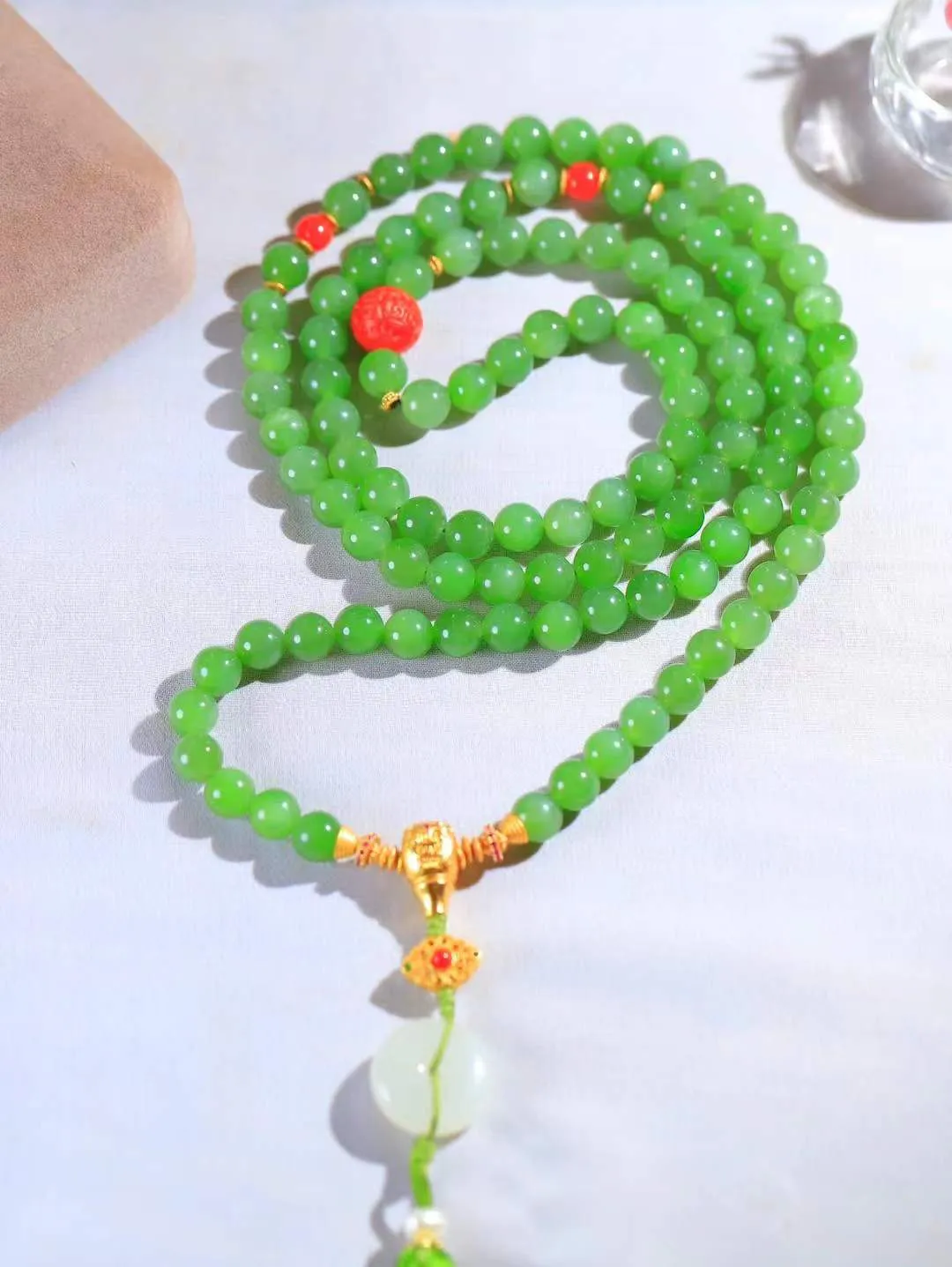 【链.108】

精品️和田玉碧玉圆珠108挂链 玉质温润细腻 油性十足 佩戴舒适。珠珠落玉盘，间