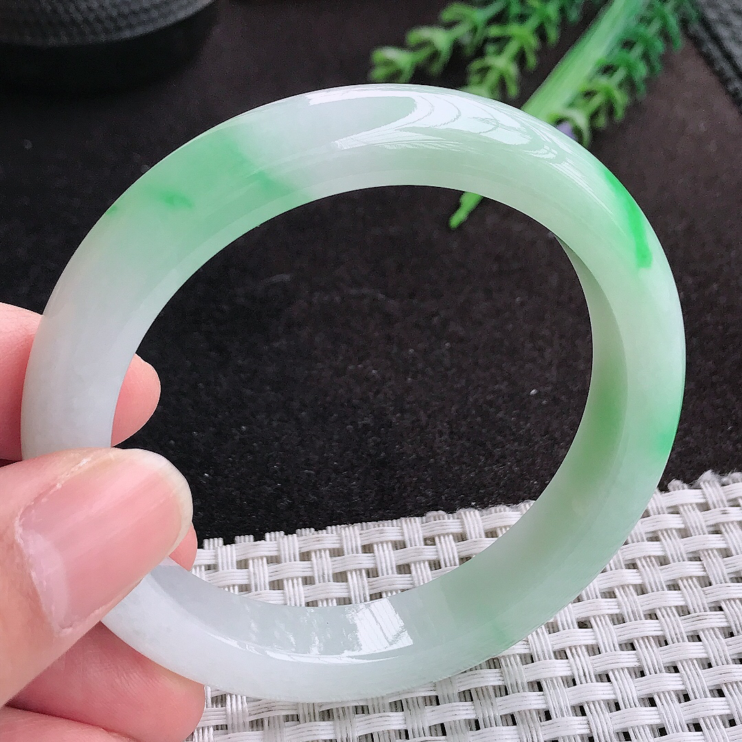 天然A货翡翠55.8/11.2/8.6老坑冰润起胶飘阳绿手镯宽边玉手镯