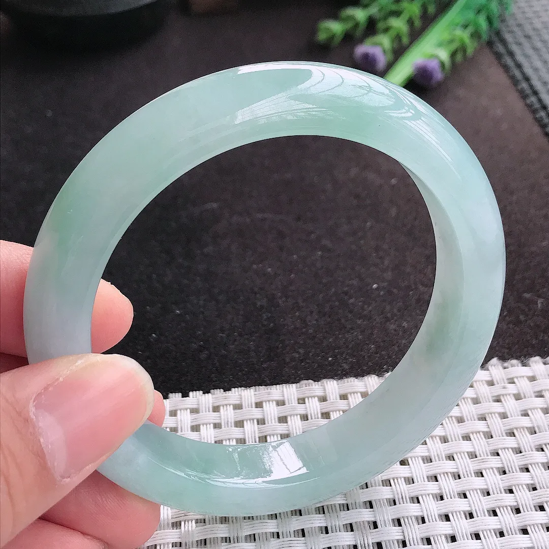 天然A货翡翠58.5/12.4/9.2老坑冰胶果冻冰晴天空蓝手镯宽边玉手镯