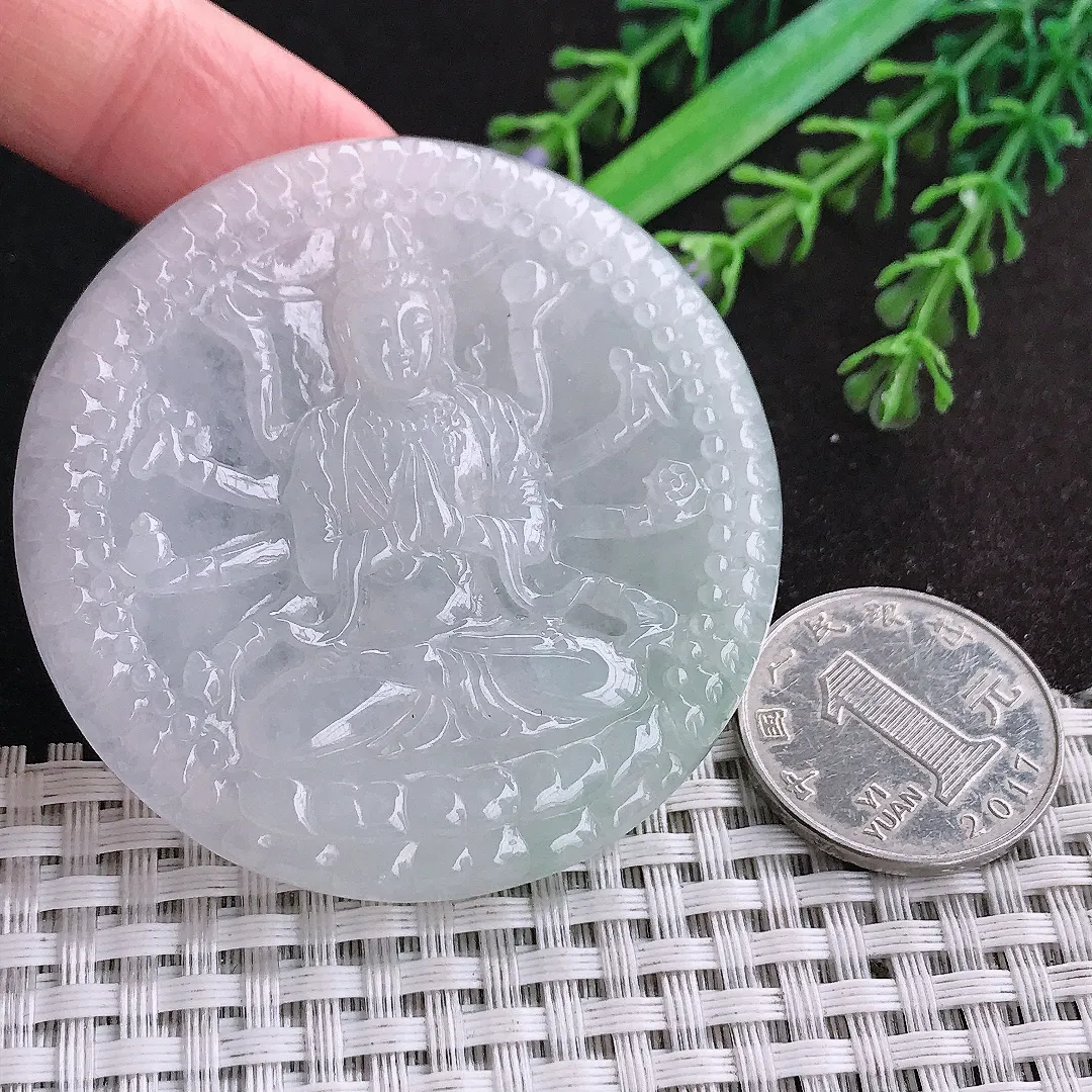 天然a货翡翠55.8/6.5老坑秀气冰润千手观音吊坠翡翠玉挂件