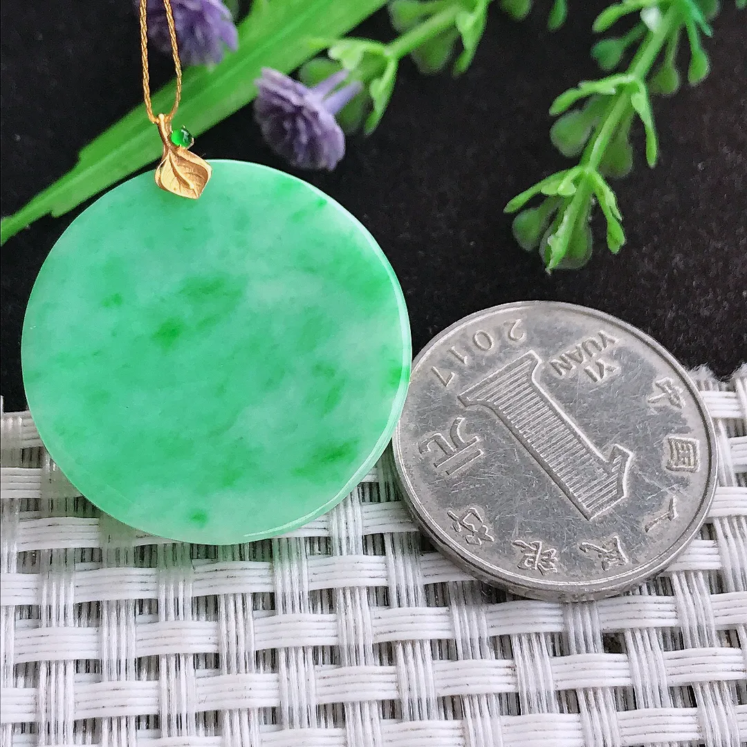 天然a货翡翠28/4.1老坑18k金镶嵌满绿无事牌吊坠翡翠圆牌挂件