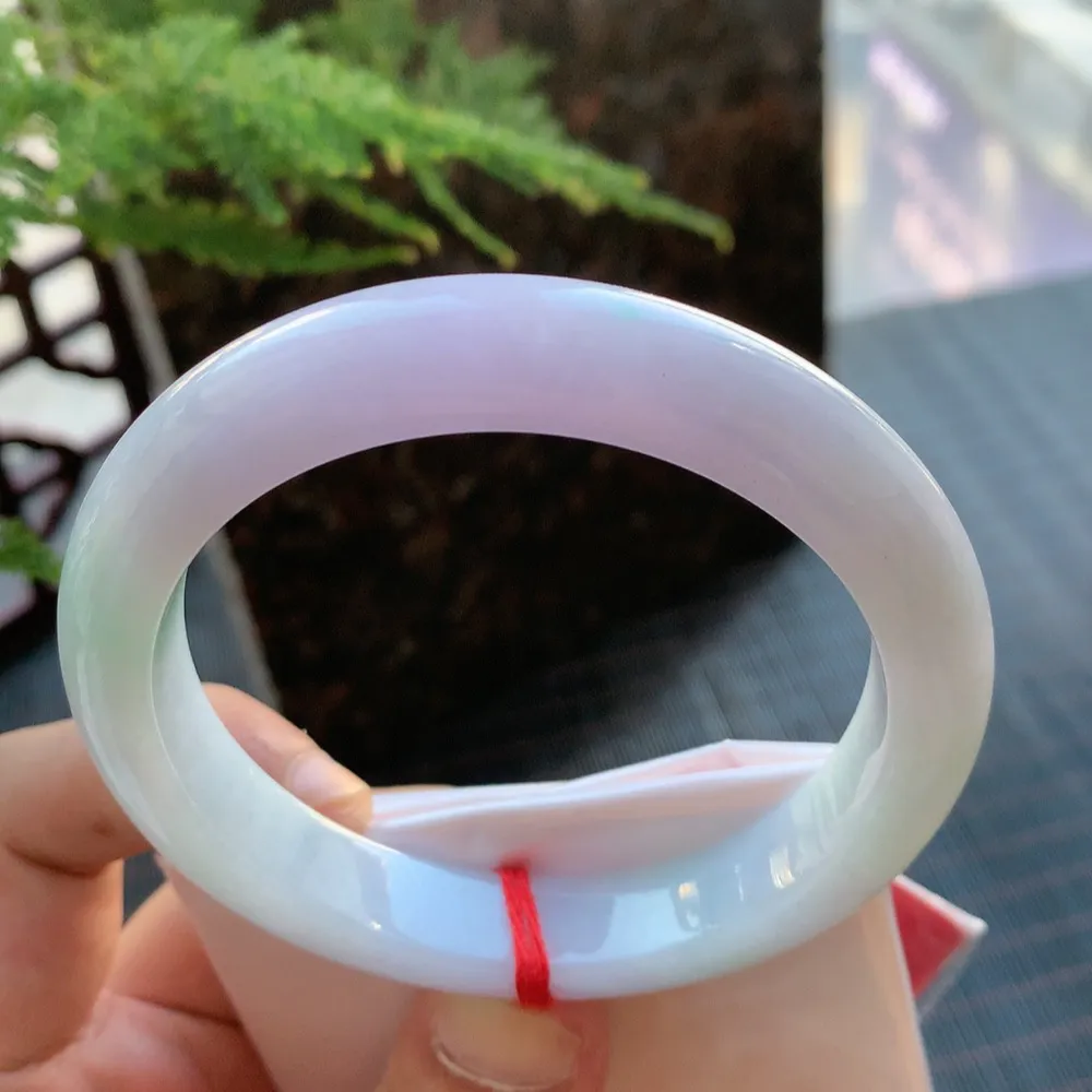 正圈冰糯春彩 无瑕 尺寸:60.8/12.5/9.1 大圈口