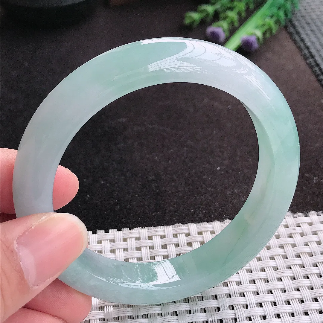 天然A货翡翠58.5/12.4/9.2老坑冰胶果冻冰晴天空蓝手镯宽边玉手镯