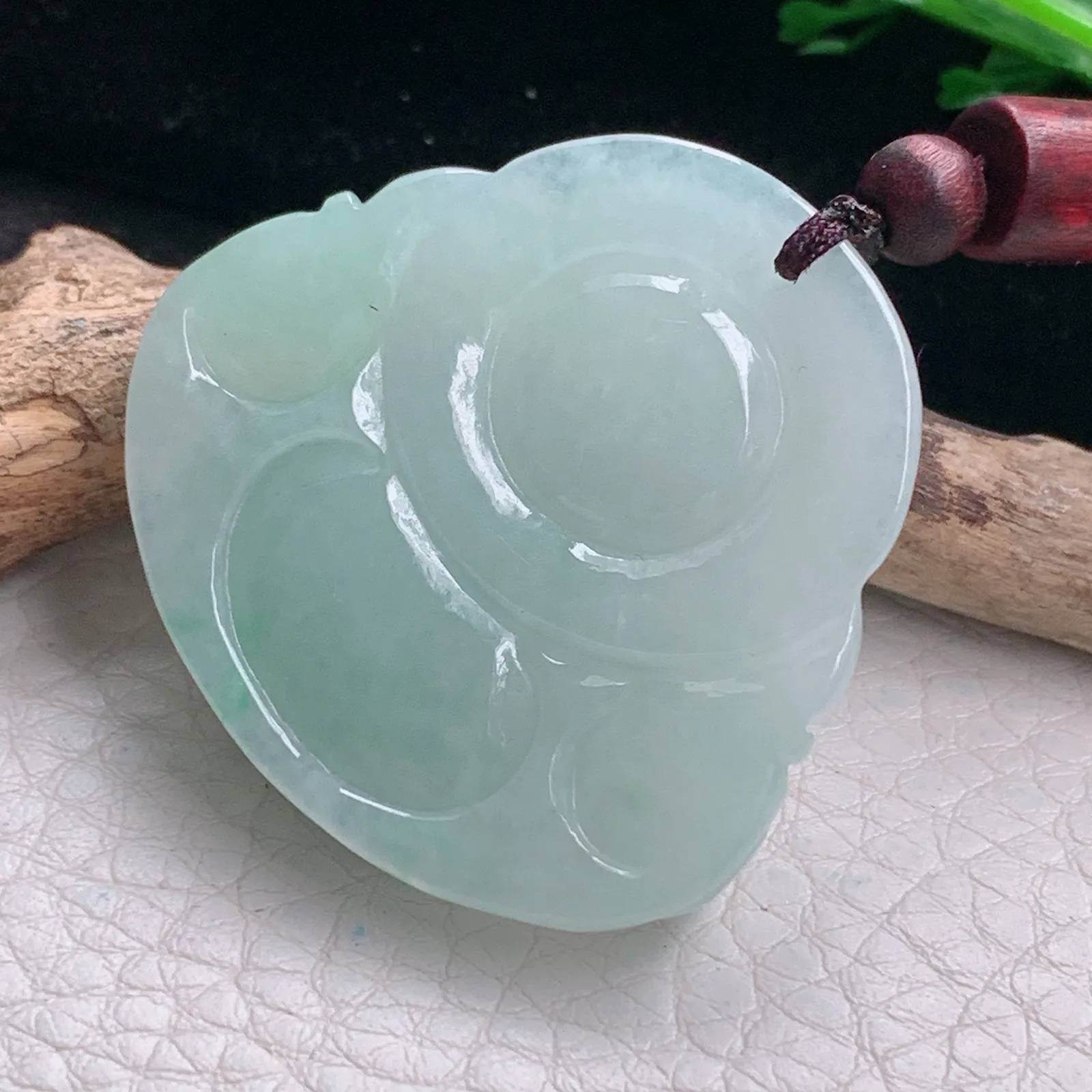 zen自然光37.6*40.5*9.3天然缅甸翡翠飘绿水润佛公 弥勒佛玉吊坠 玉挂件