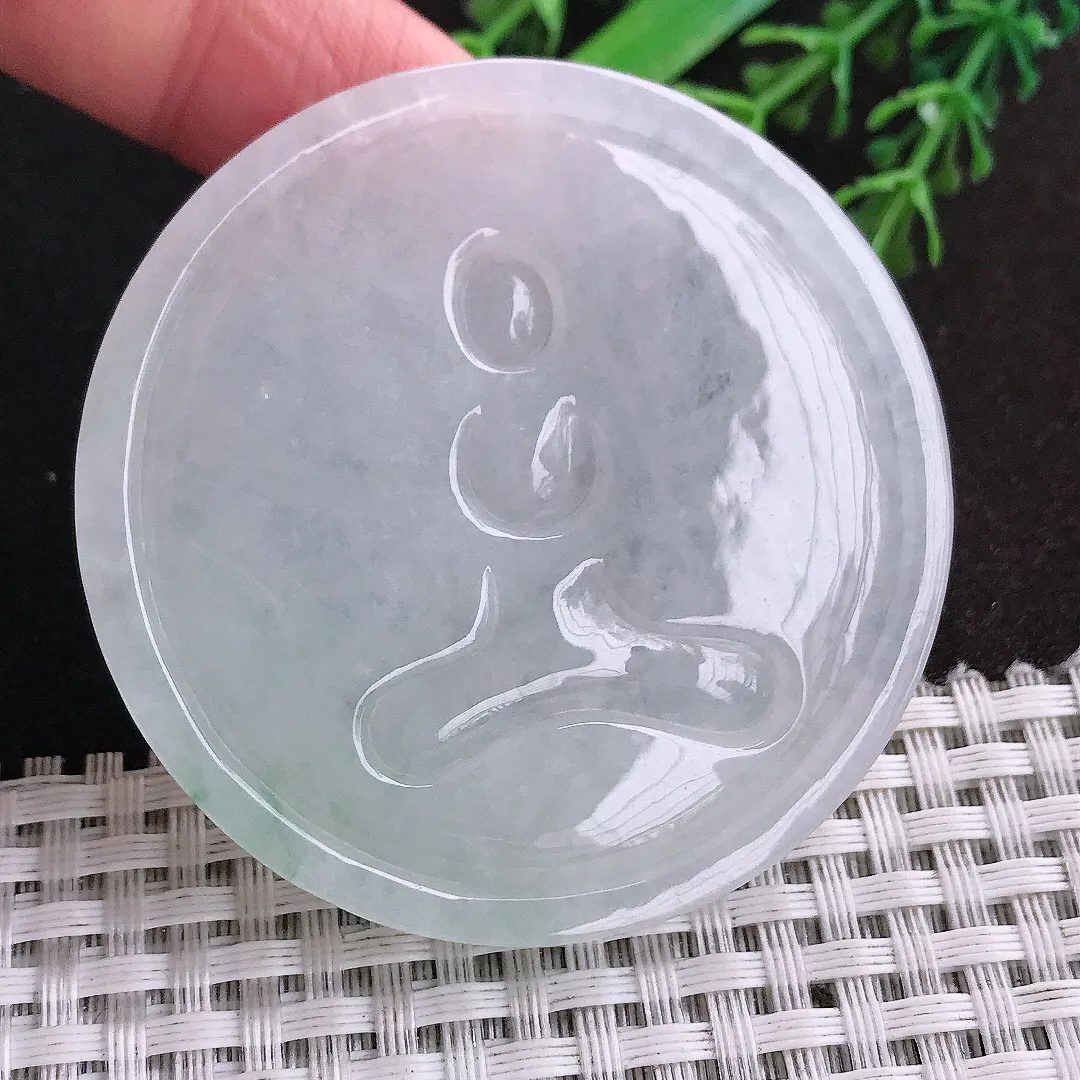 天然a货翡翠55.8/6.5老坑秀气冰润千手观音吊坠翡翠玉挂件