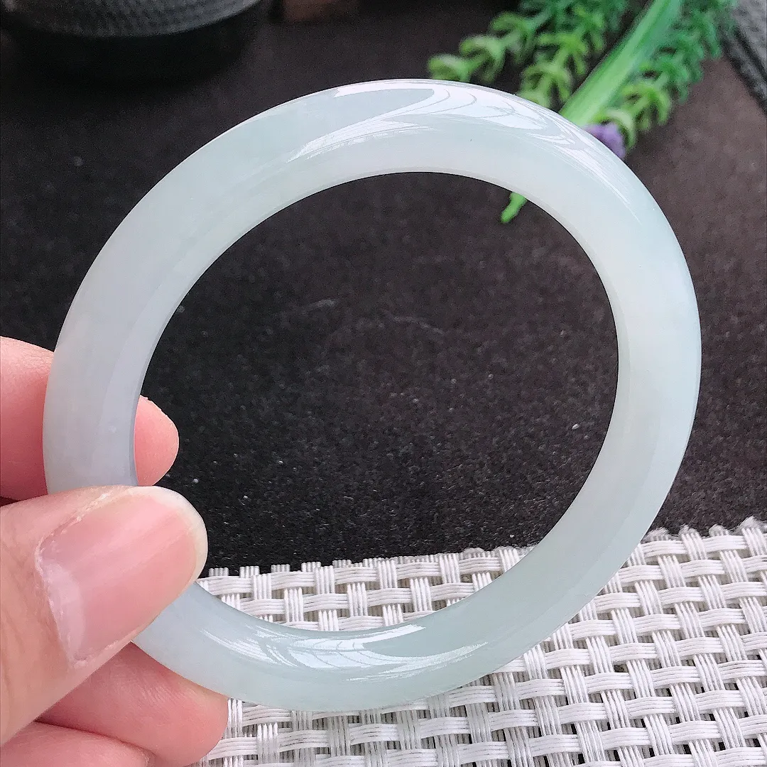 天然A货翡翠56/9/9.3老坑冰纯果冻胶冰晴圆条手镯玉手镯