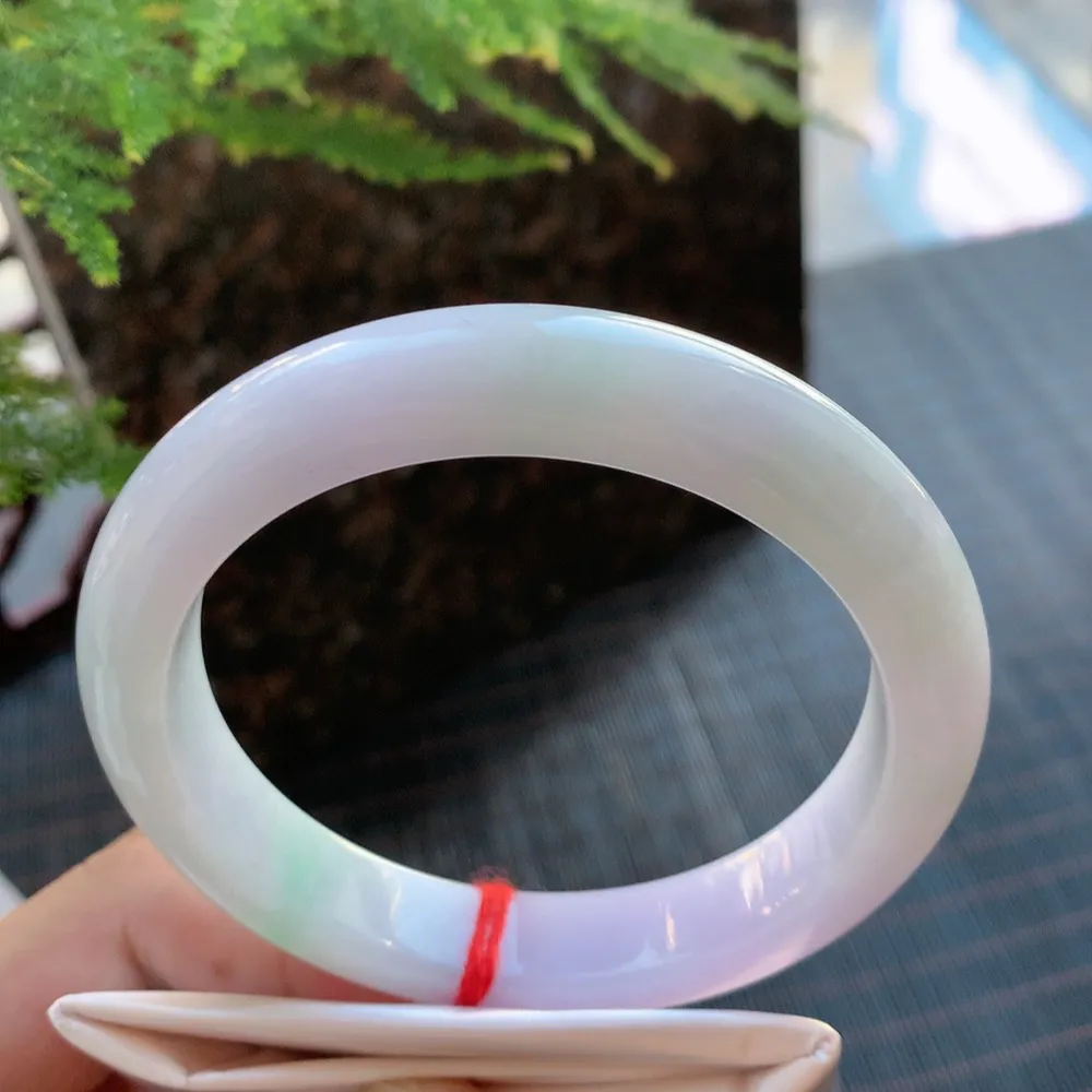 正圈冰糯春彩 无瑕 尺寸:60.8/12.5/9.1 大圈口