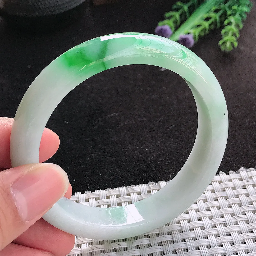 天然A货翡翠58.3/12.8/8.4老坑精美温润飘阳绿手镯宽边玉手镯