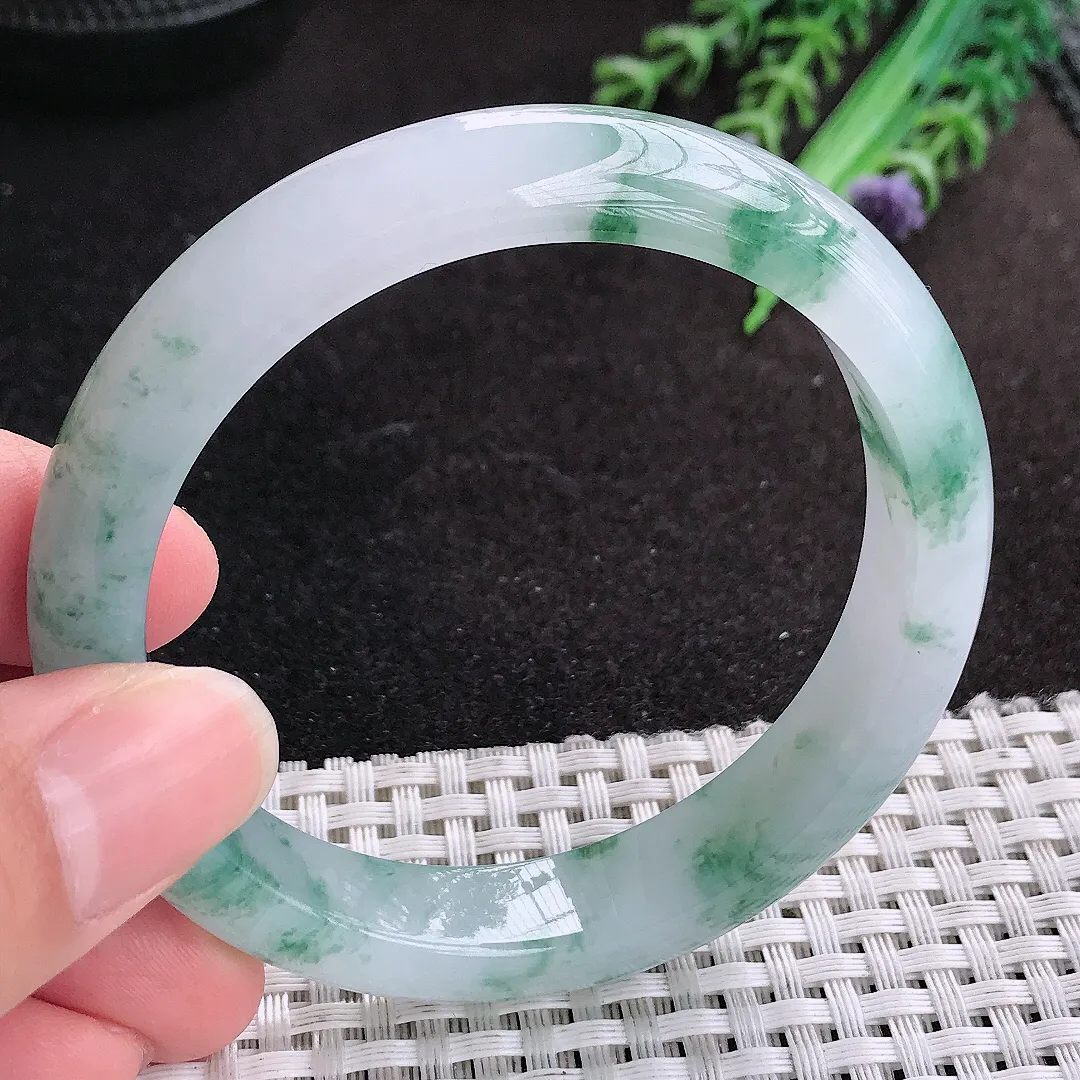 天然A货翡翠56/11.8/8老坑冰胶水灵飘蓝花手镯宽边玉手镯