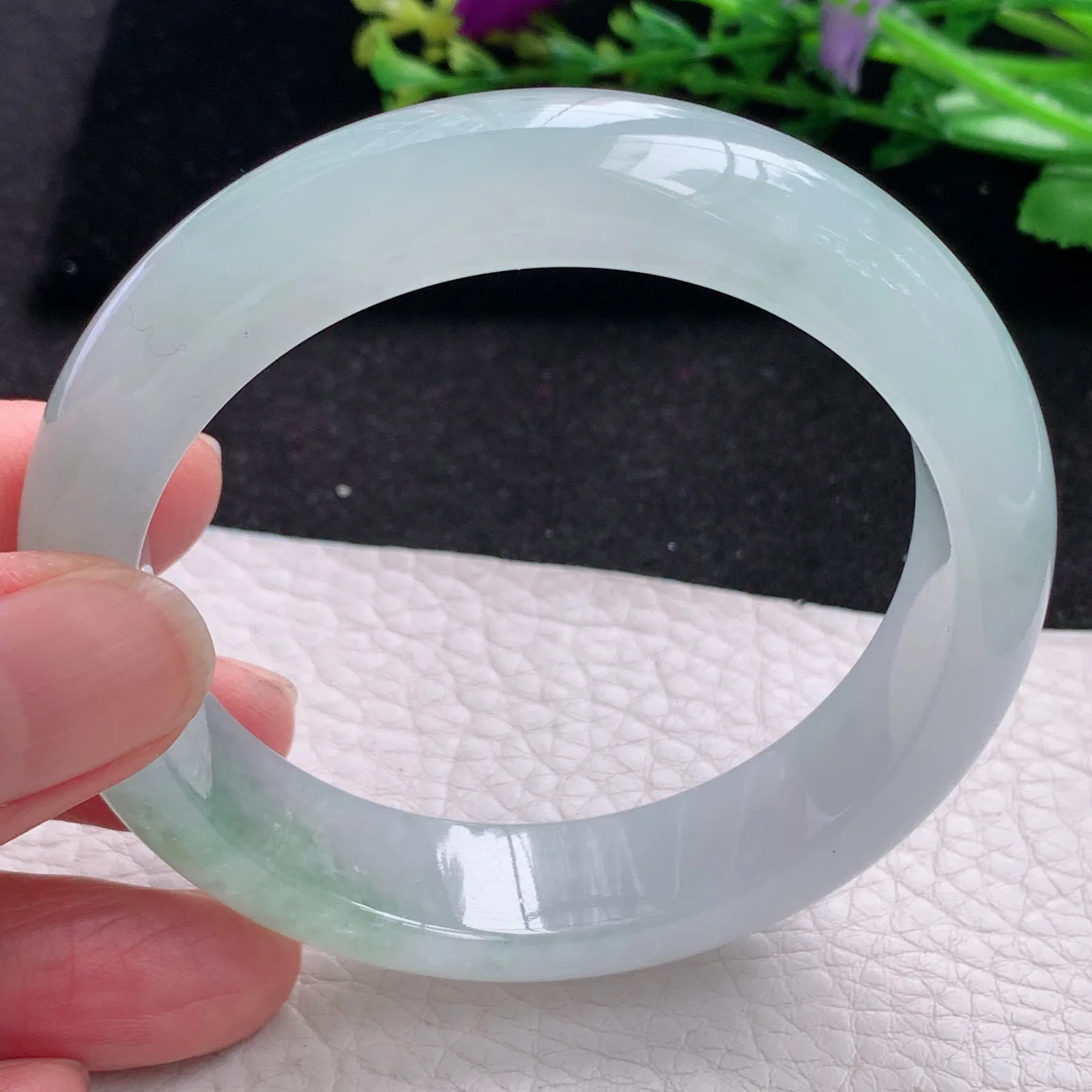 js自然光56*13.8*8.3平安镯 缅甸翡翠a货玉手镯冰胶感宽边玉手环