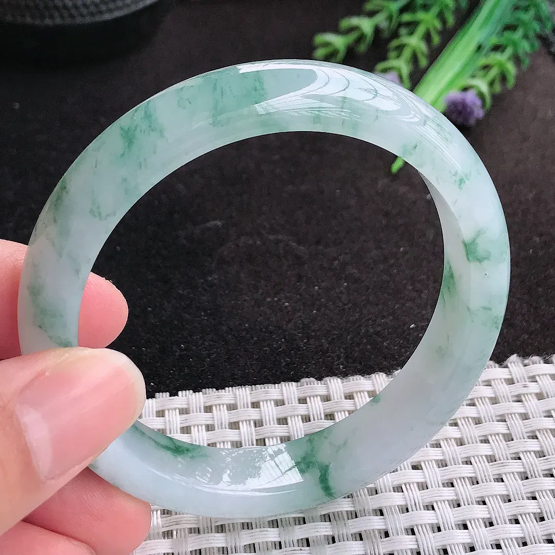 天然A货翡翠56/11.8/8老坑冰胶水灵飘蓝花手镯宽边玉手镯