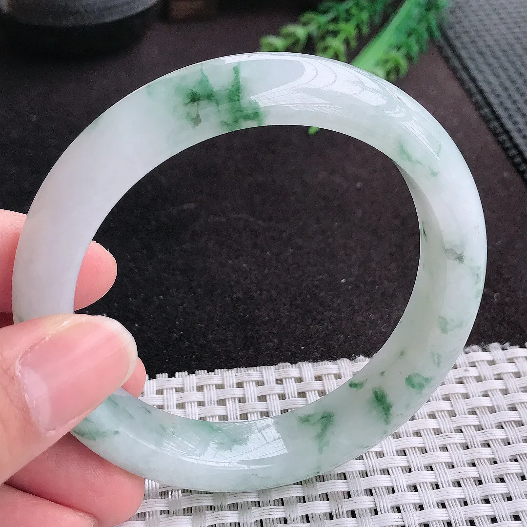 天然A货翡翠60.8/13.6/9.4老坑精美冰润飘花手镯大圈口宽边玉手镯