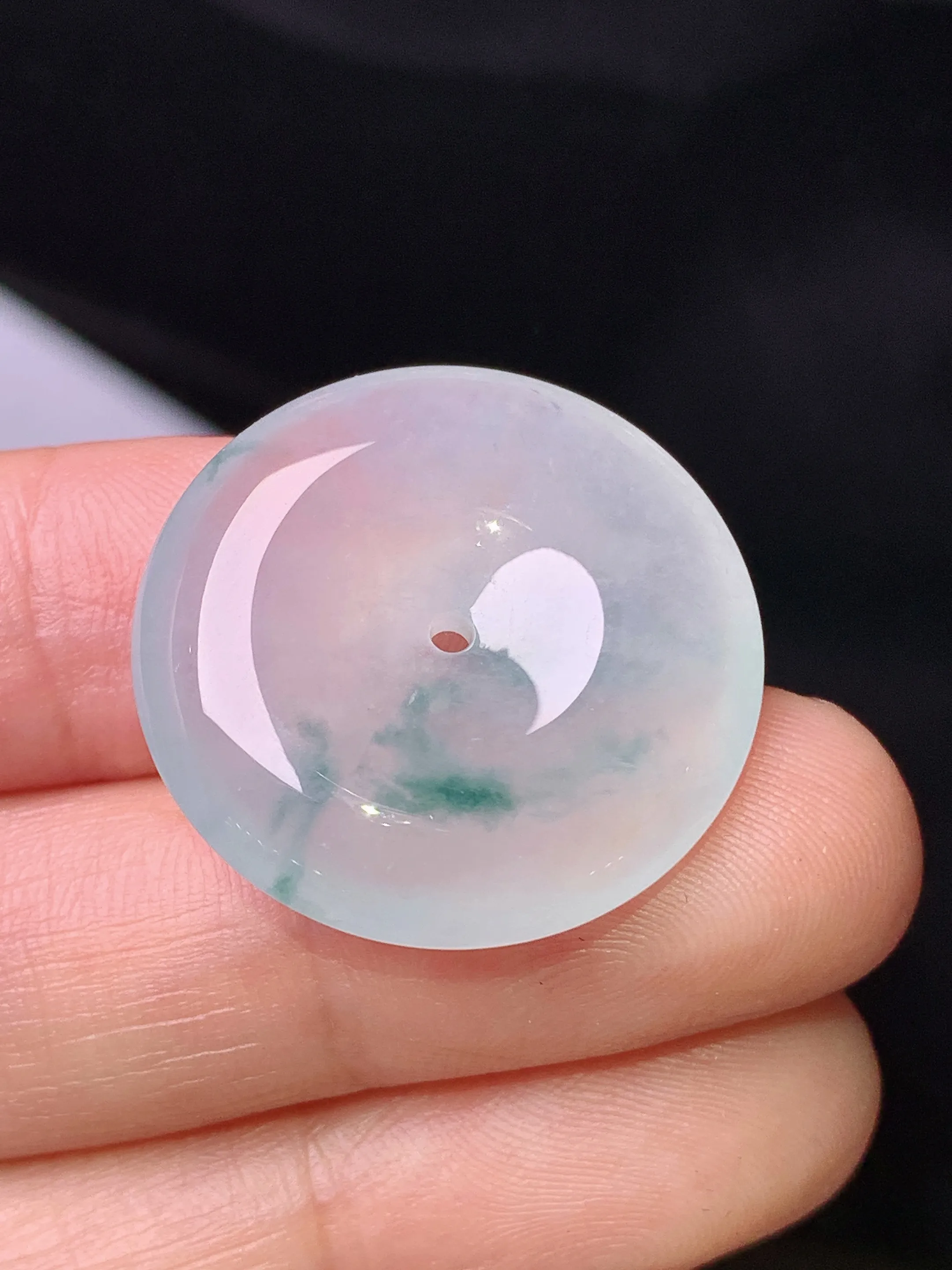 冰种平安扣吊坠 玉质细腻 色泽清新艳丽 整体尺寸24.3*6