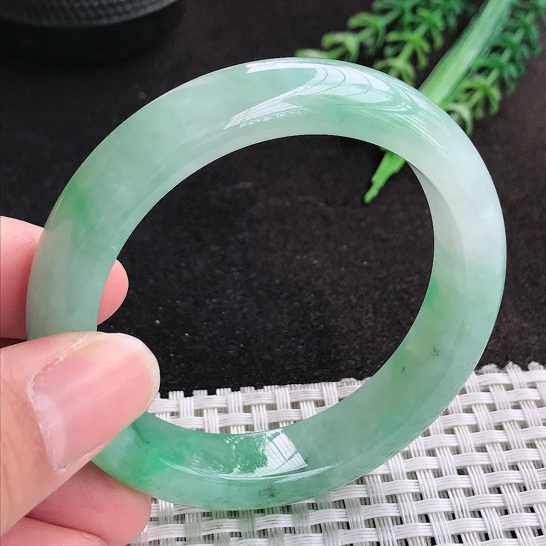 天然A货翡翠53/12.7/8.7老坑冰胶冰晴满绿手镯宽边玉手镯
