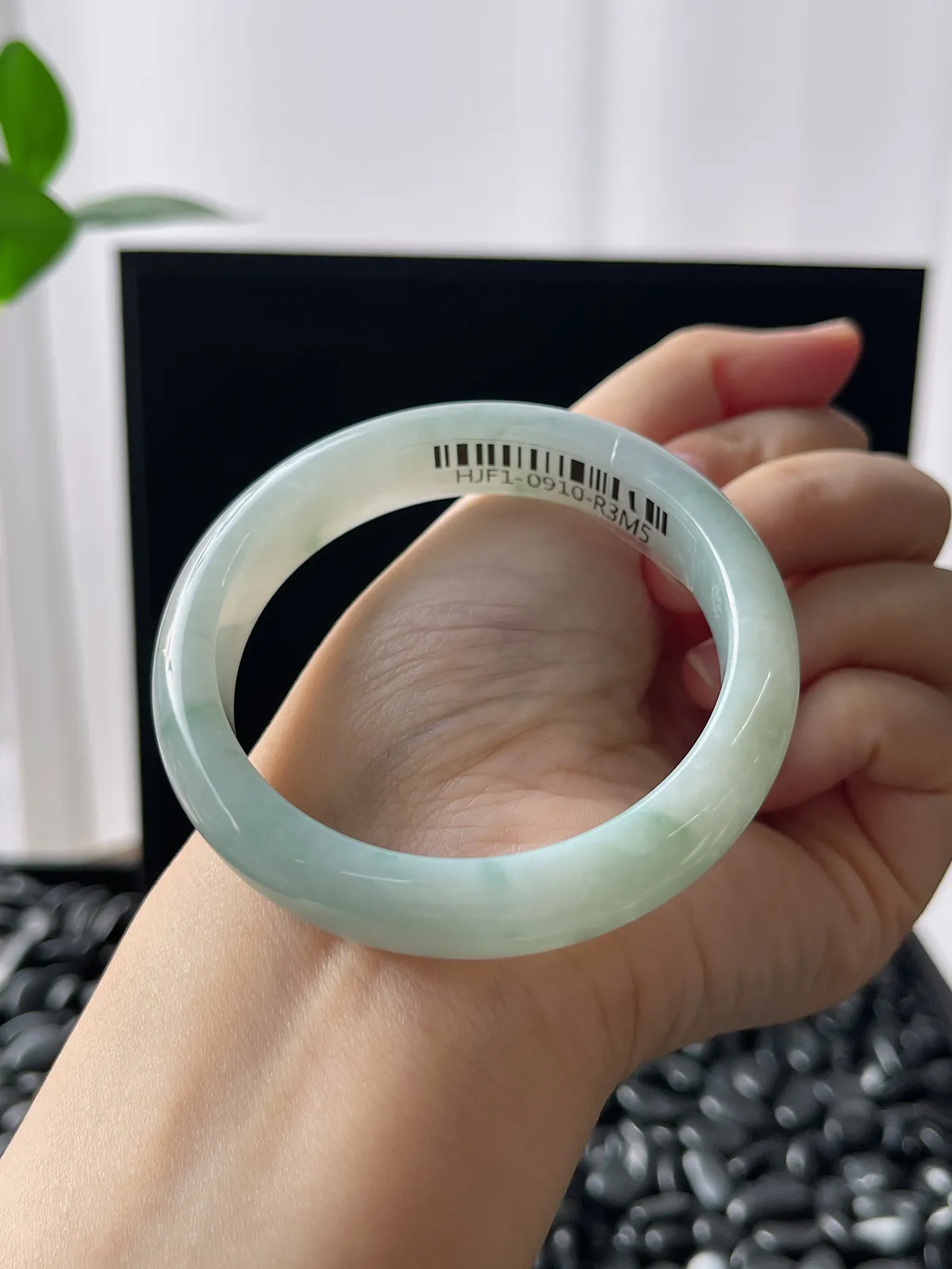 正圈53圈口，翡翠糯化种飘花手镯