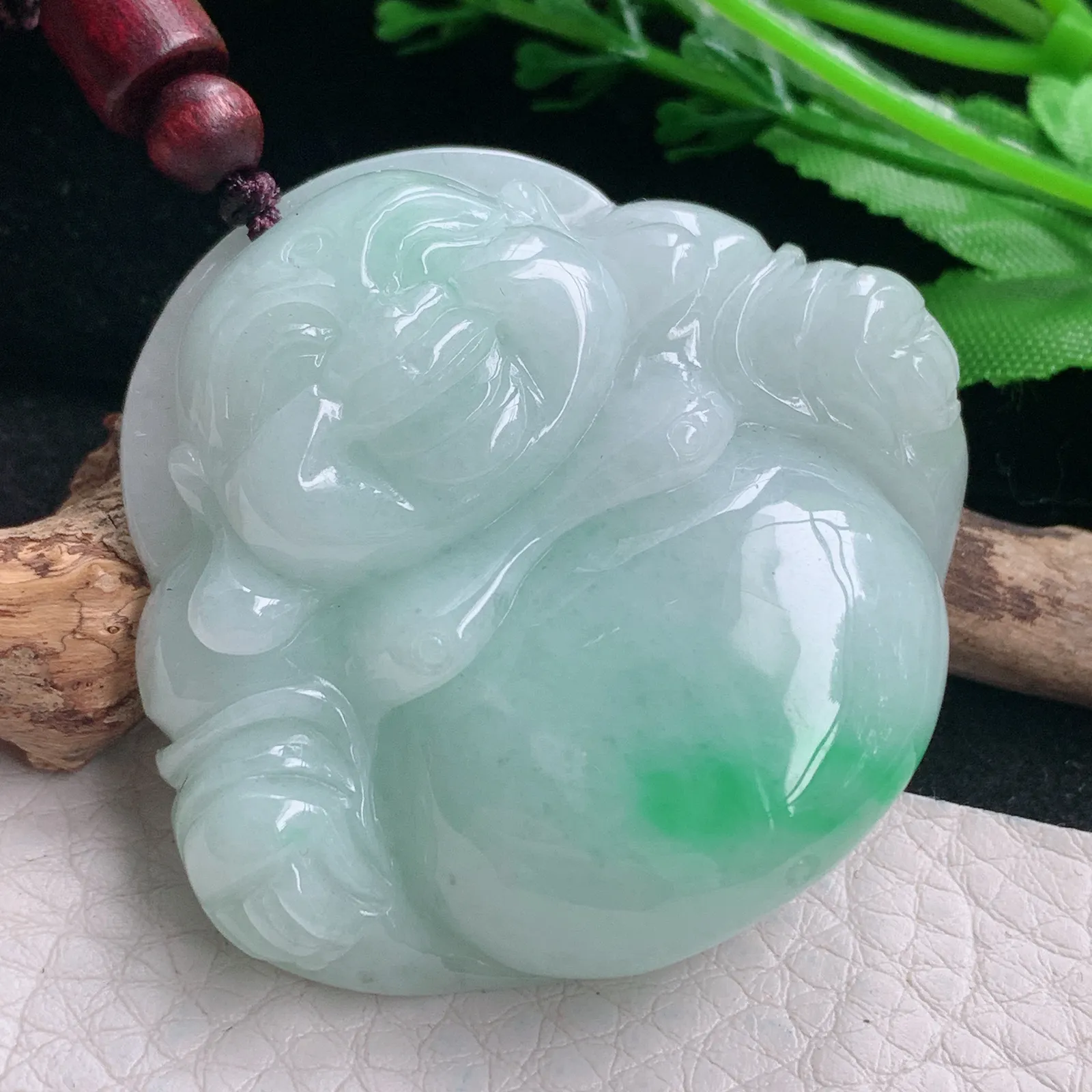 zen自然光45.8*50*13天然缅甸翡翠飘绿大佛公 开心佛玉吊坠 玉挂件