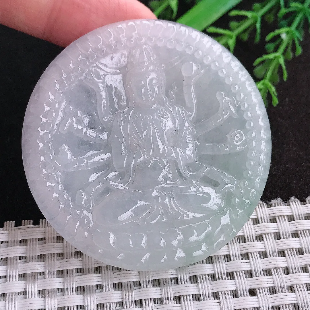 天然a货翡翠55.8/6.5老坑秀气冰润千手观音吊坠翡翠玉挂件