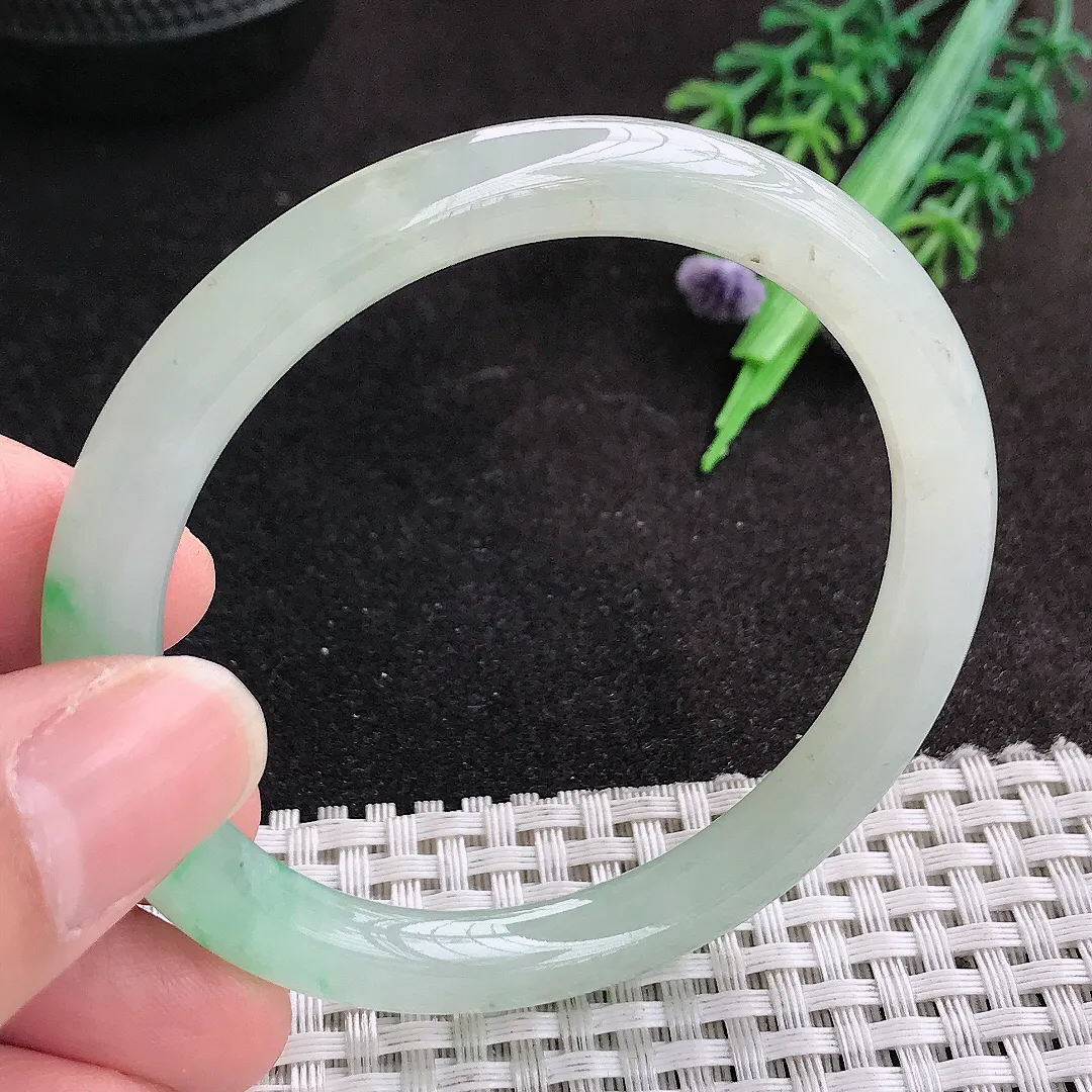 天然A货翡翠54.5/7.6/7.8老坑冰胶果冻飘阳绿圆条手镯叮当镯