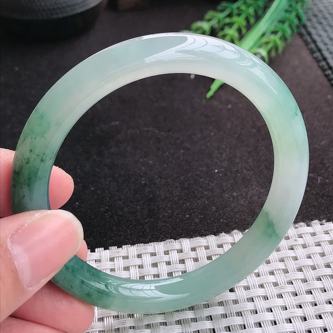 天然A货翡翠58/9.1/8.8老坑冰胶果冻冰飘花圆条手镯玉手镯