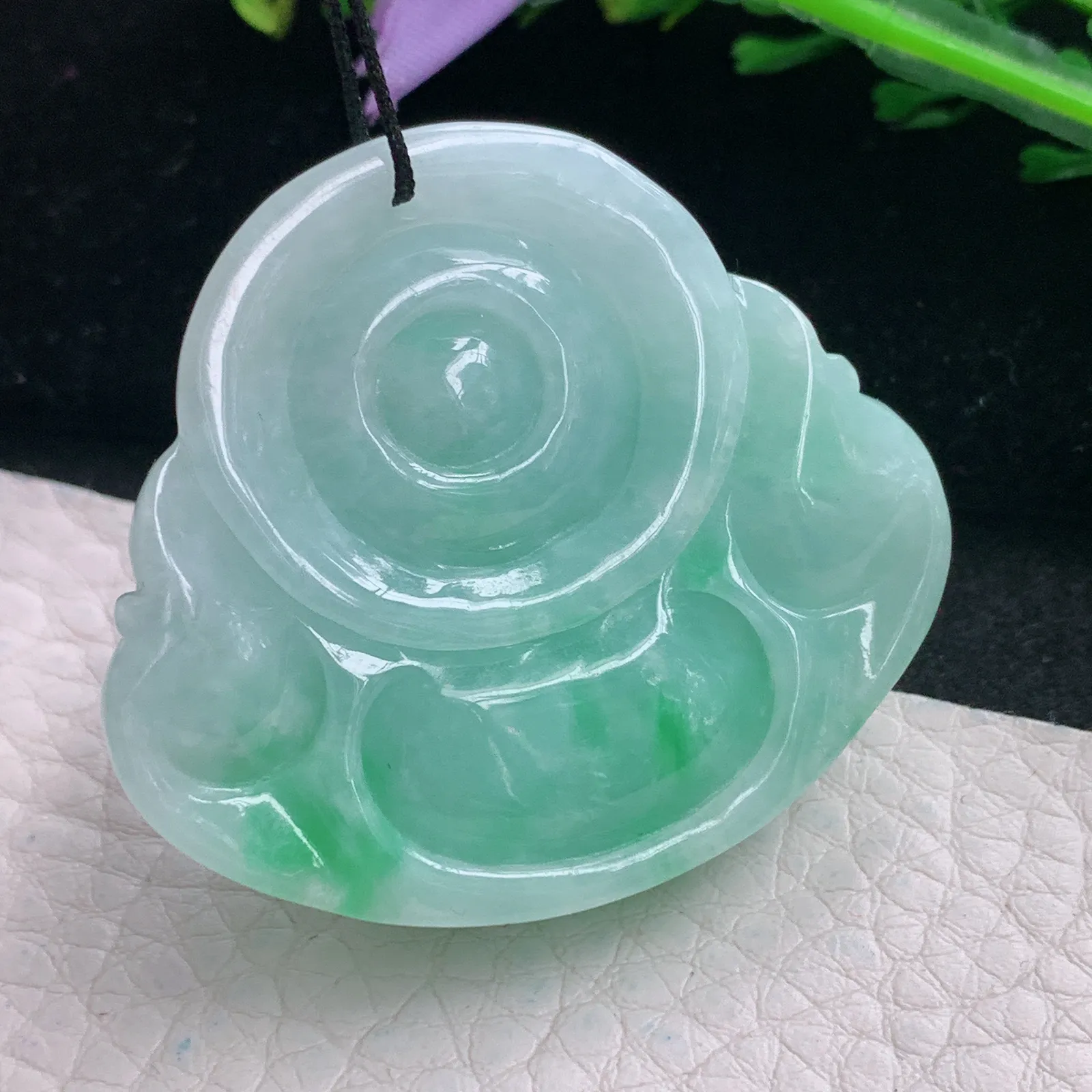 zen自然光39.2*43.8*12天然缅甸翡翠辣绿佛公 开心佛玉吊坠 玉挂件