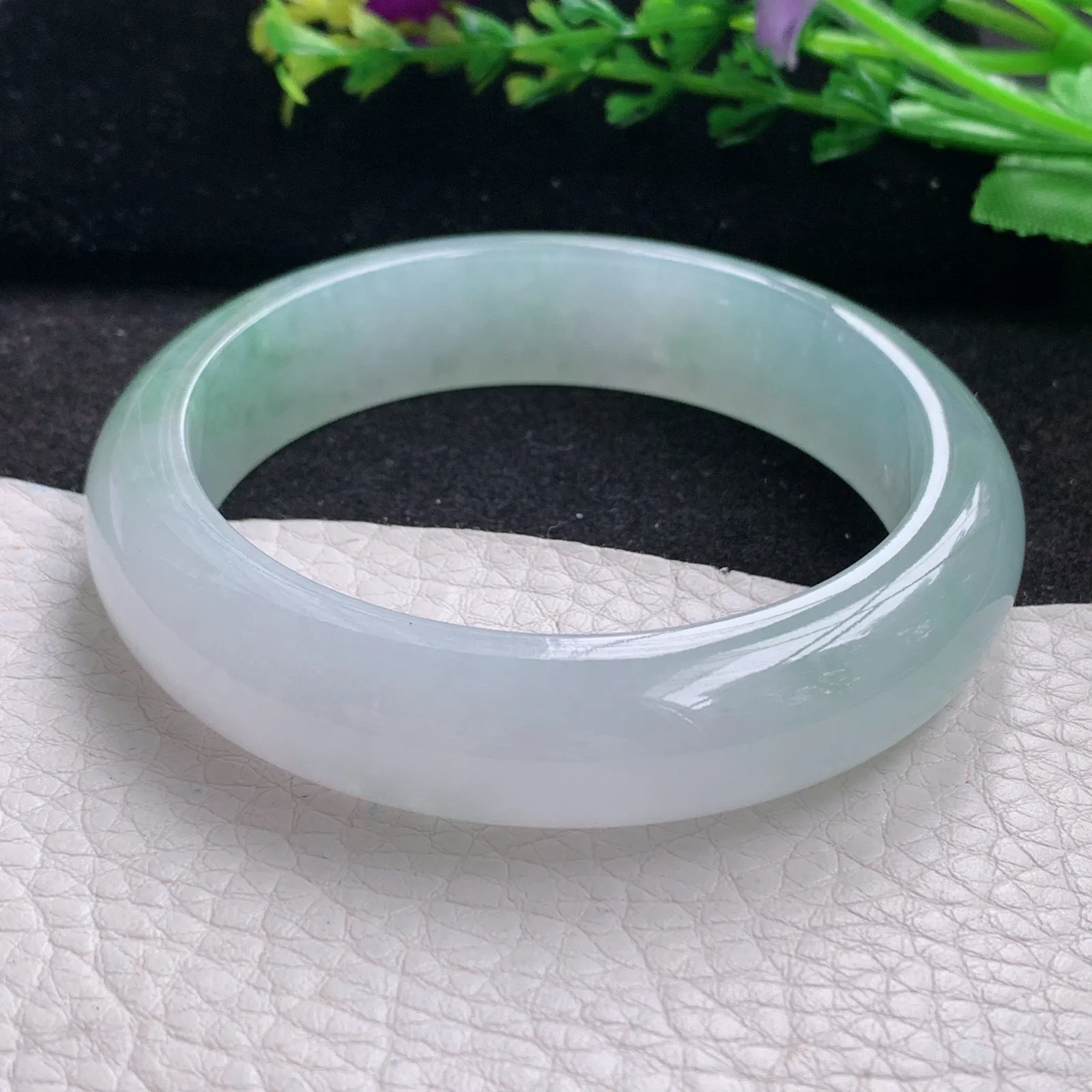 js自然光56*13.8*8.3平安镯 缅甸翡翠a货玉手镯冰胶感宽边玉手环