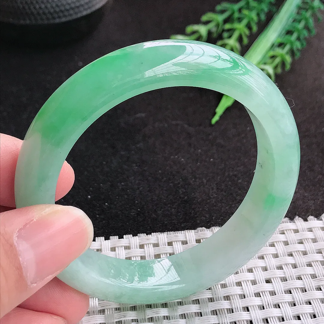 天然A货翡翠53/12.7/8.7老坑冰胶冰晴满绿手镯宽边玉手镯