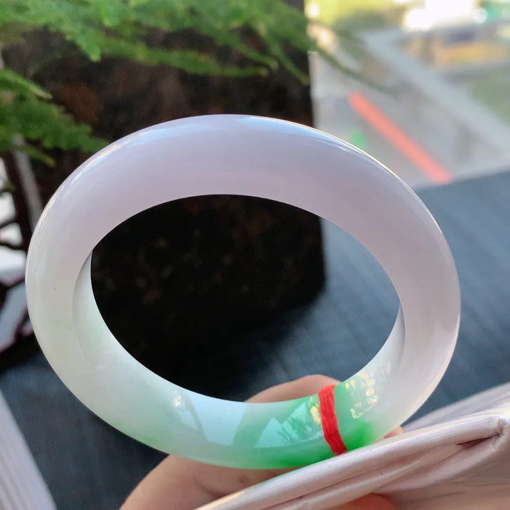 正圈冰糯春彩 无瑕 尺寸:57.9/12.9/9.9 色好