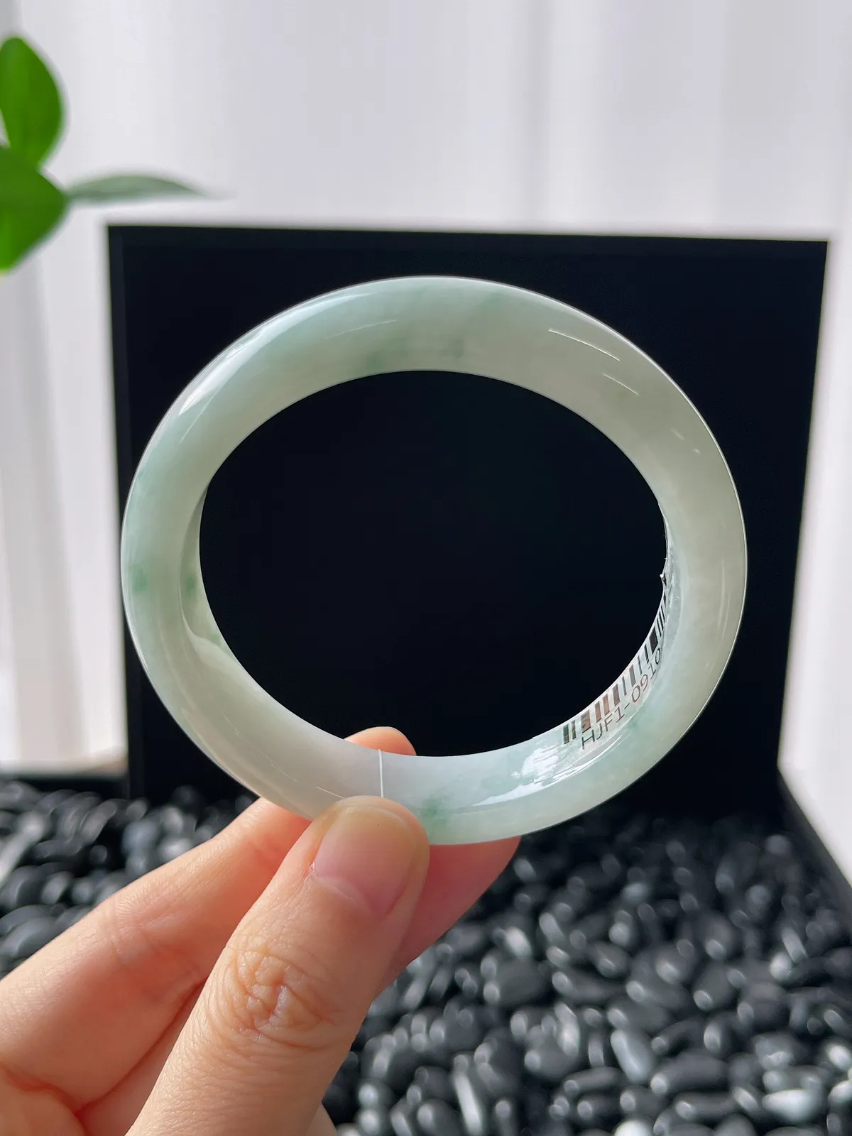 正圈53圈口，翡翠糯化种飘花手镯