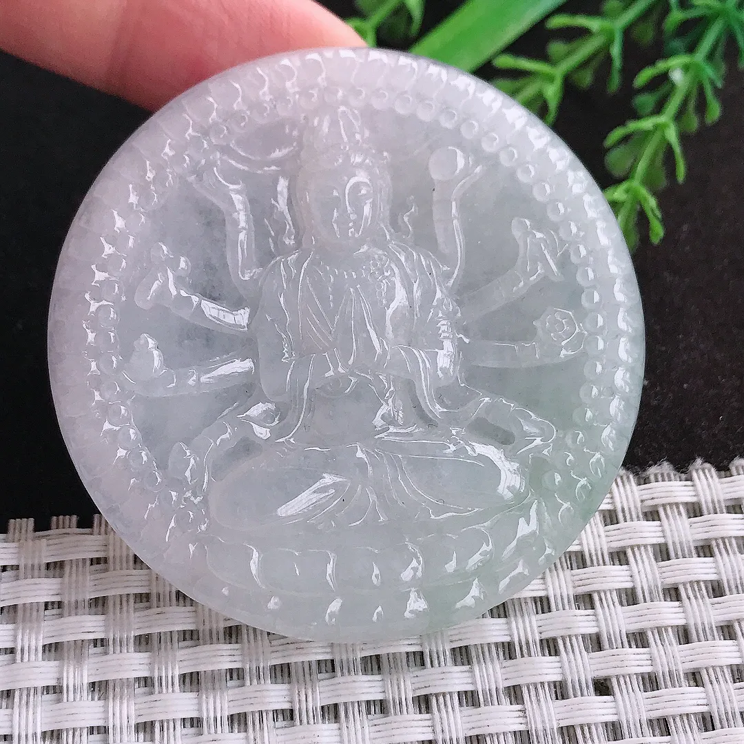 天然a货翡翠55.8/6.5老坑秀气冰润千手观音吊坠翡翠玉挂件