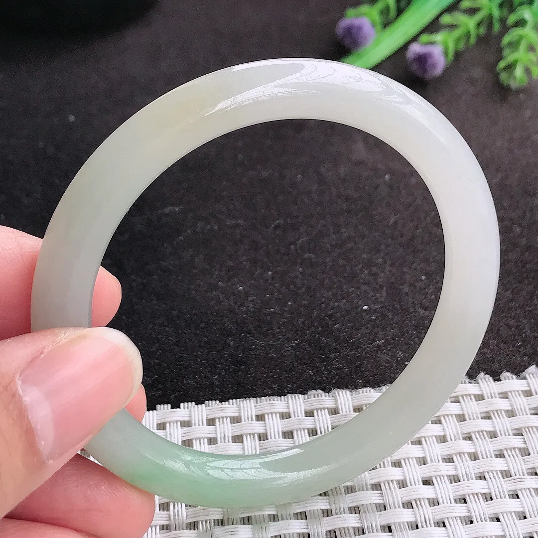 天然A货翡翠54/8老坑冰润起胶冰晴圆条叮当手镯玉手镯