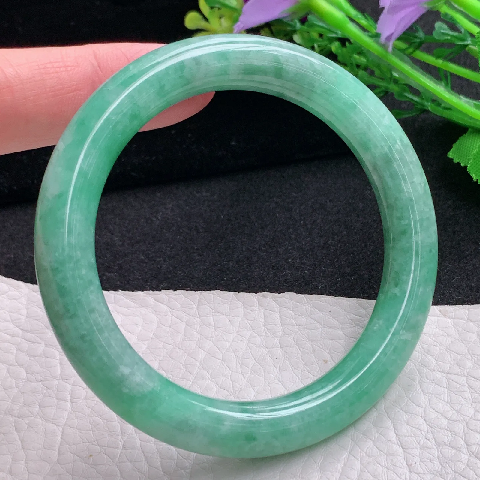 yh自然光55*9.6美人镯 缅甸翡翠a货玉手镯满绿圆条玉手环 叮当镯