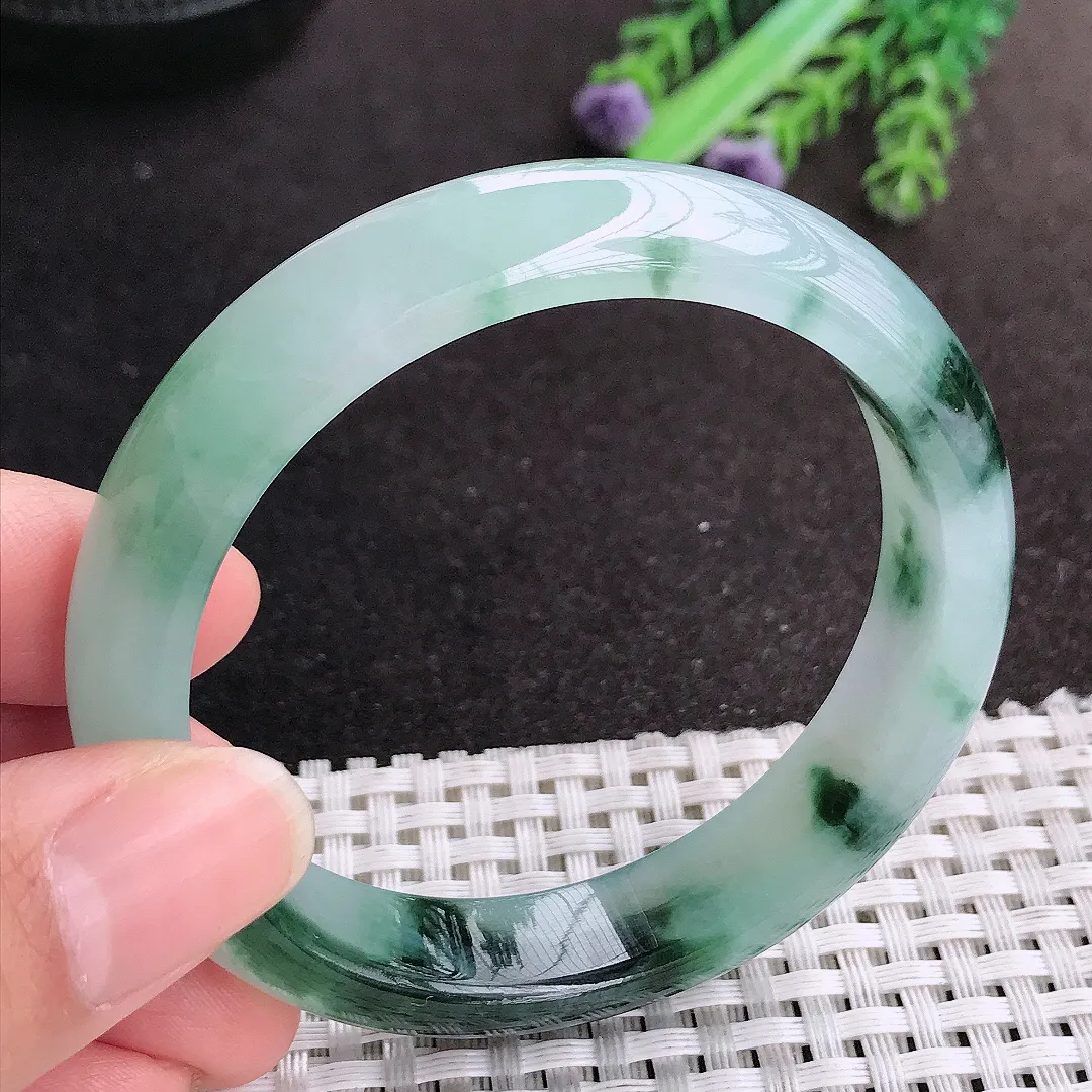 天然A货翡翠55/12.7/7.6老坑冰胶果冻特色飘花手镯宽边玉手镯