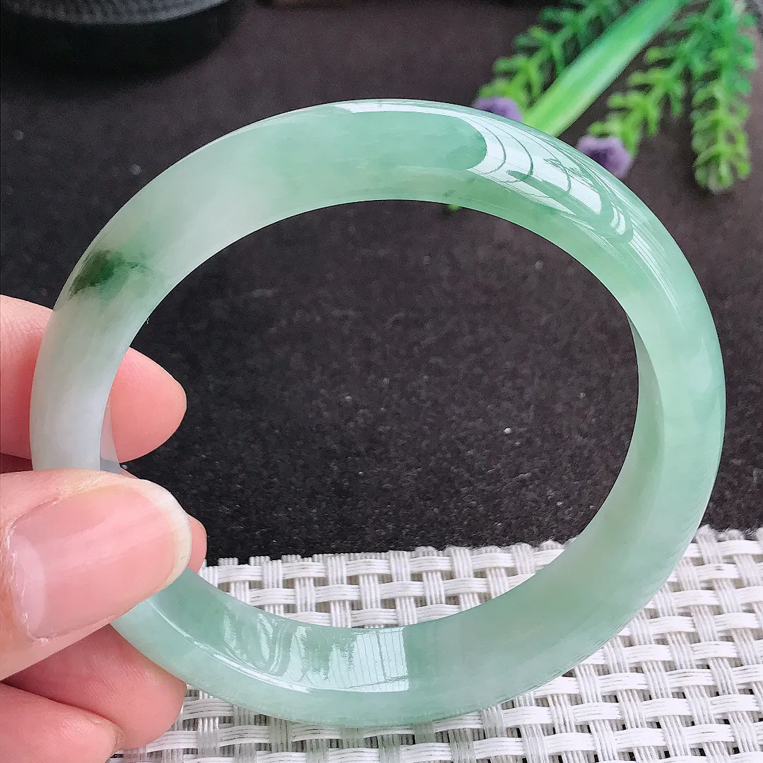 天然A货翡翠58/13.2/8老坑冰润起胶飘花手镯宽边玉手镯