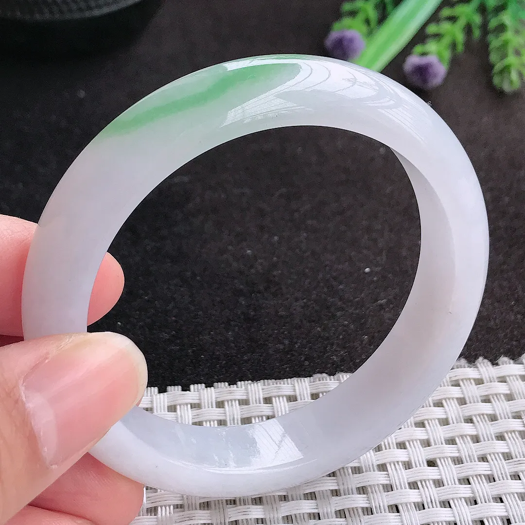 天然A货翡翠54.5/12.7/7.9老坑冰胶果冻飘绿手镯宽边玉手镯